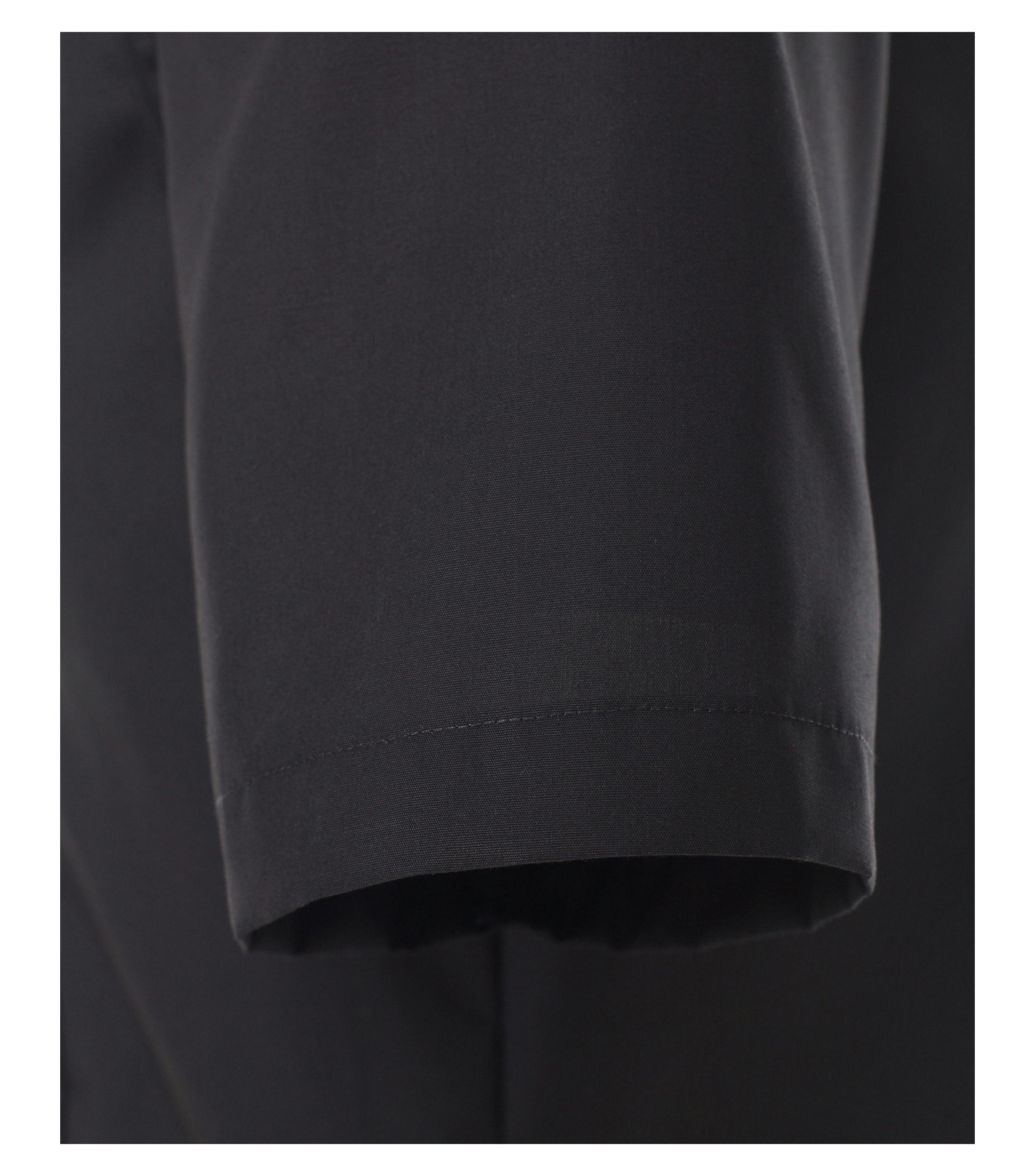 Ein Businesshemd im uni Muster in der Farbe Schwarzgrau