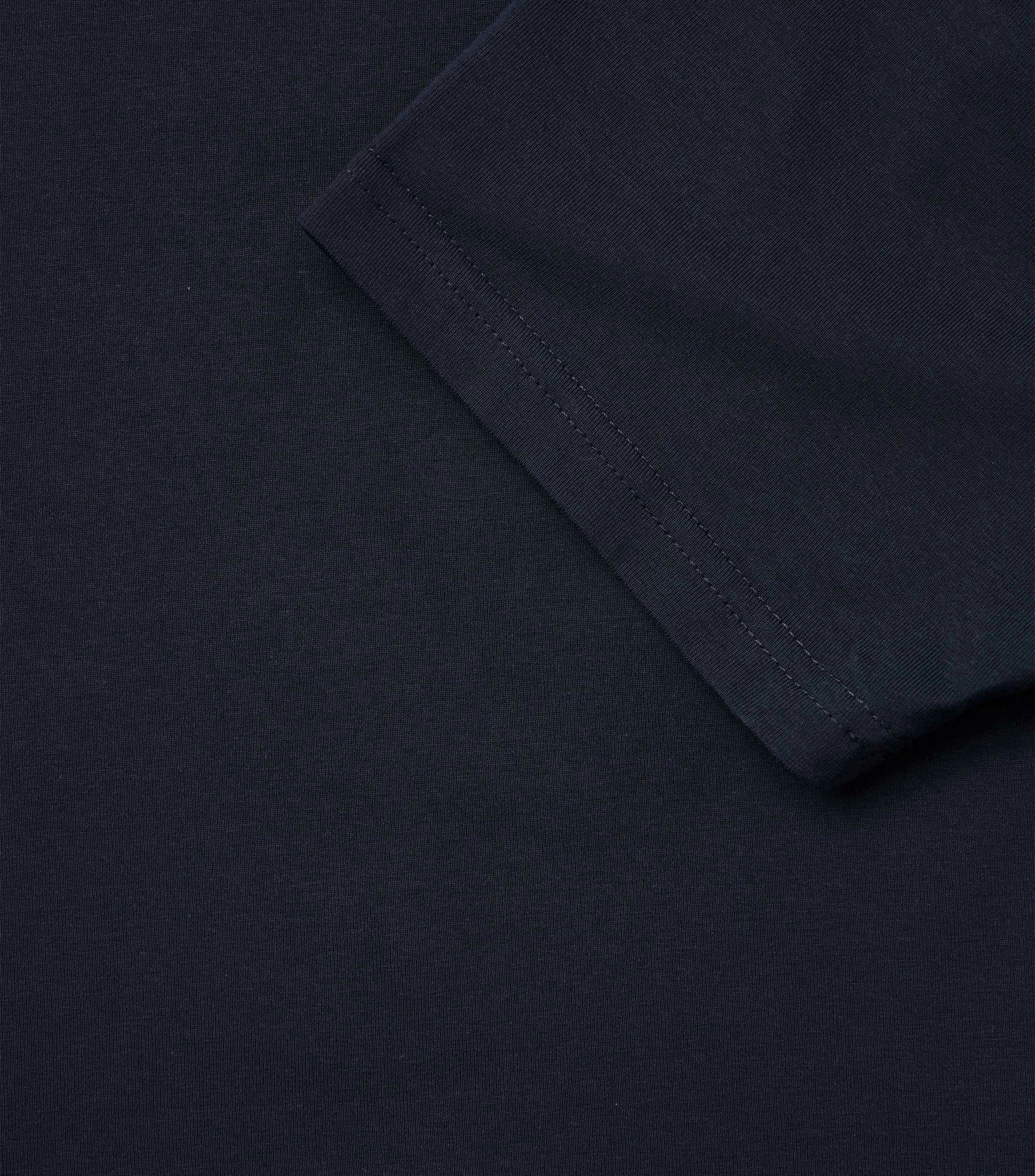 T-Shirt im unifarbenen Design in der Farbe Dunkelblau