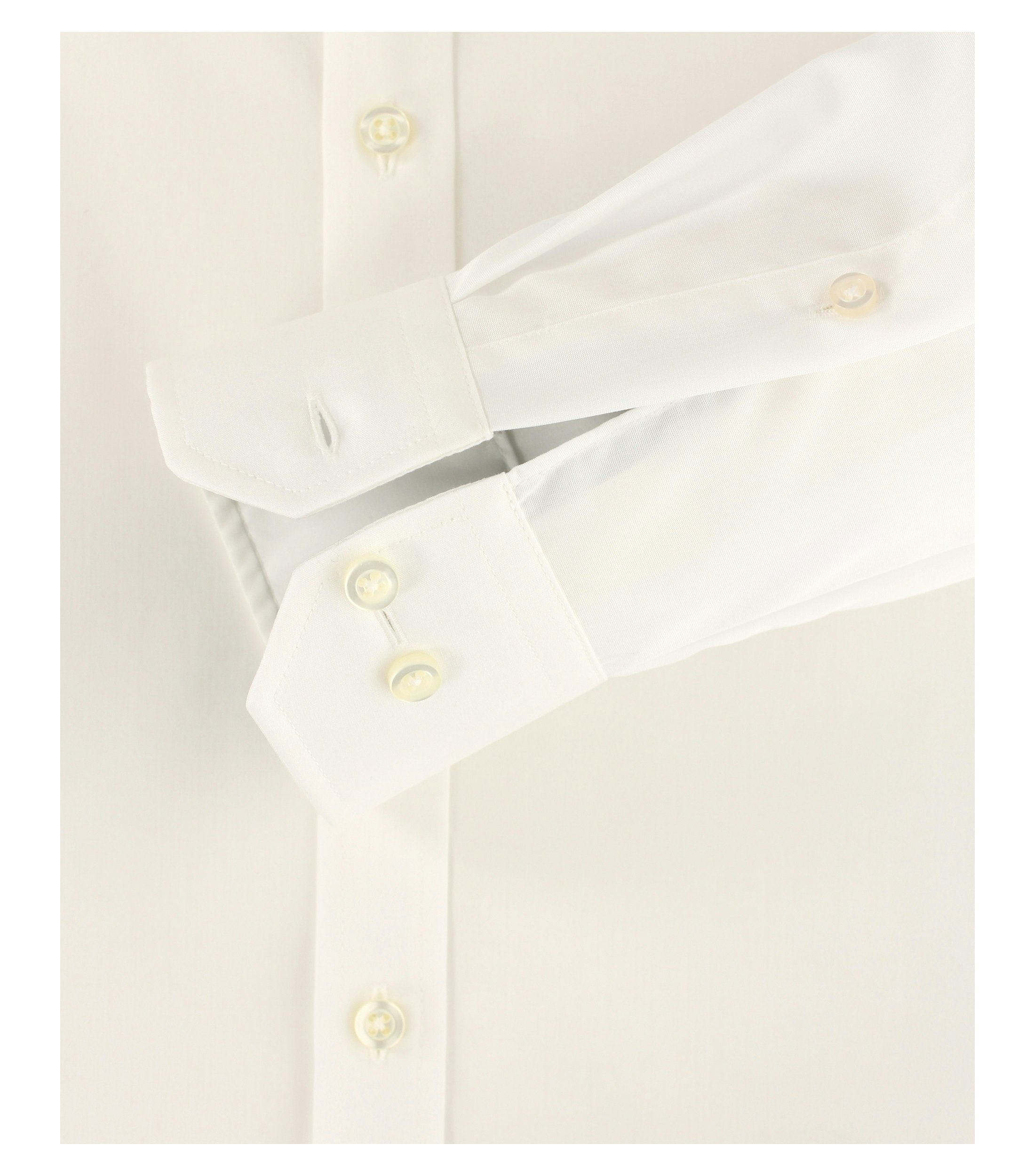 Ein Businesshemd im uni Muster in der Farbe Weißbeige