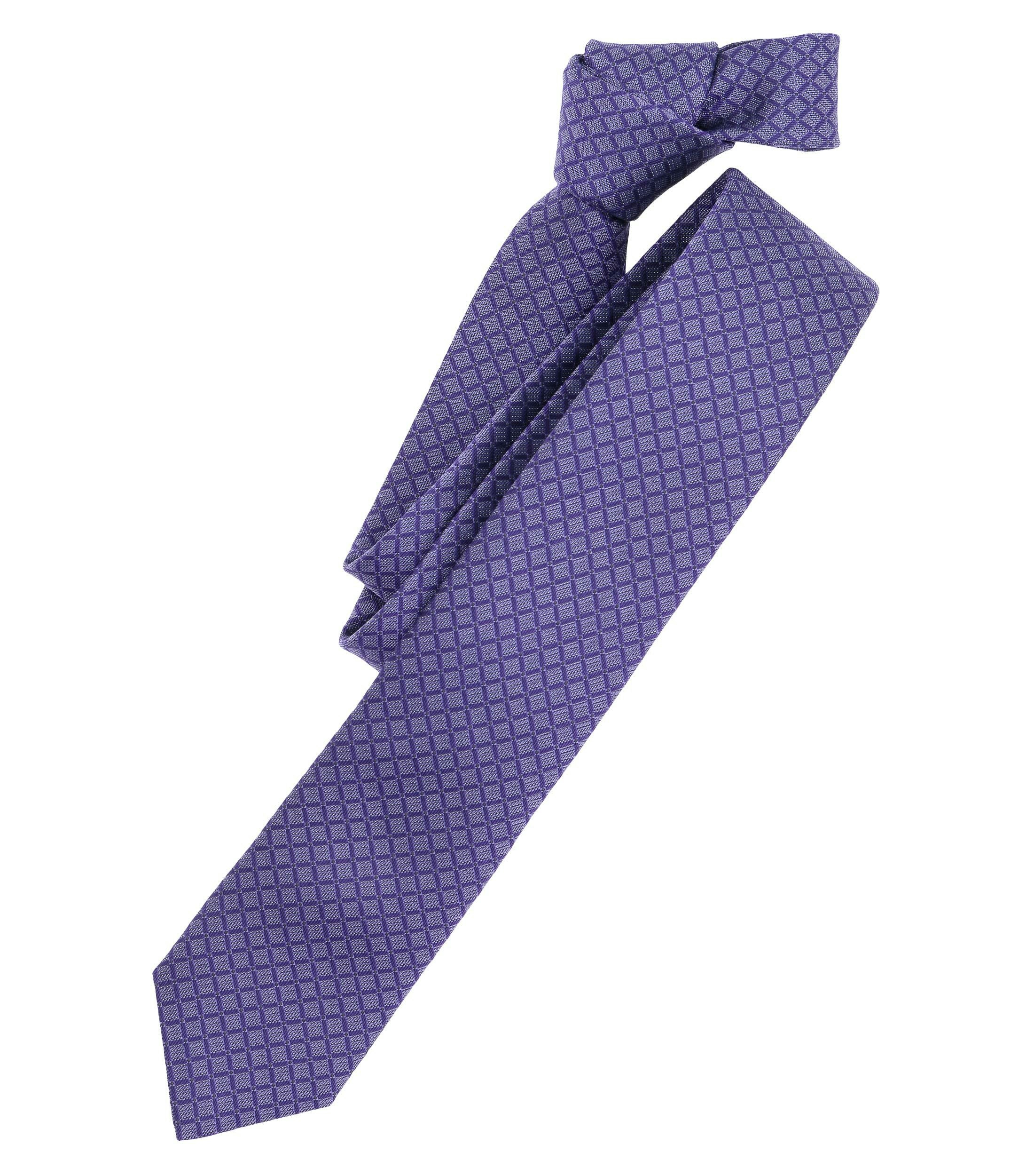 Ein Krawatte im kariert Muster in der Farbe Blaulila