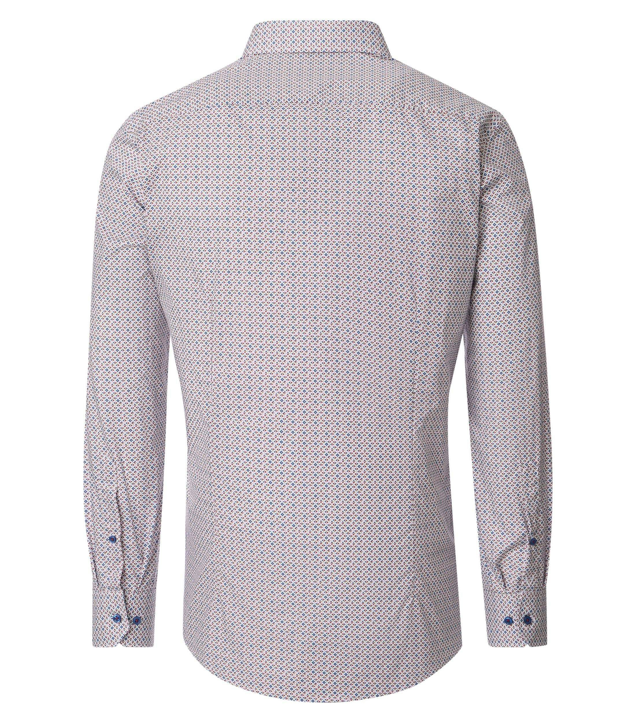 Das Model trägt ein Businesshemd im Print Muster in der Farbe Beige
