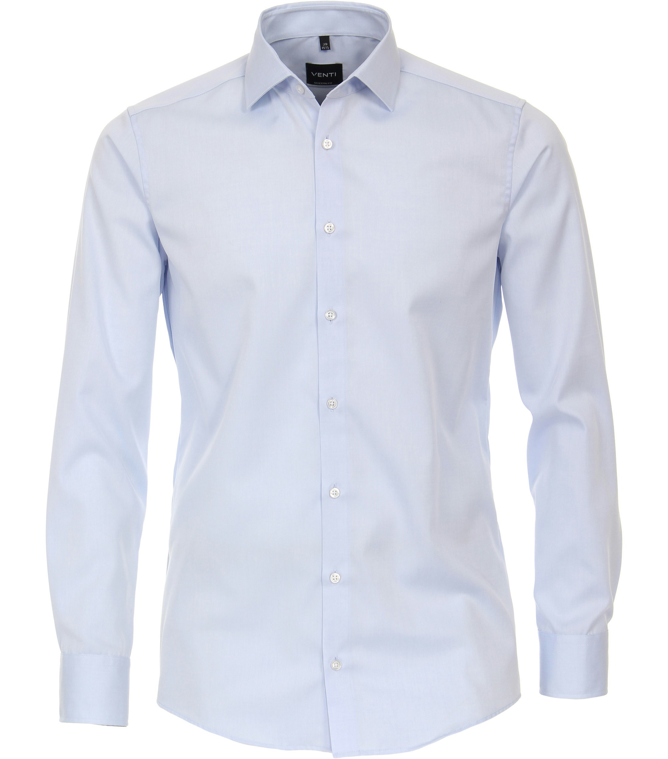 Das Model trägt ein Businesshemd im uni Muster in der Farbe Hellblau