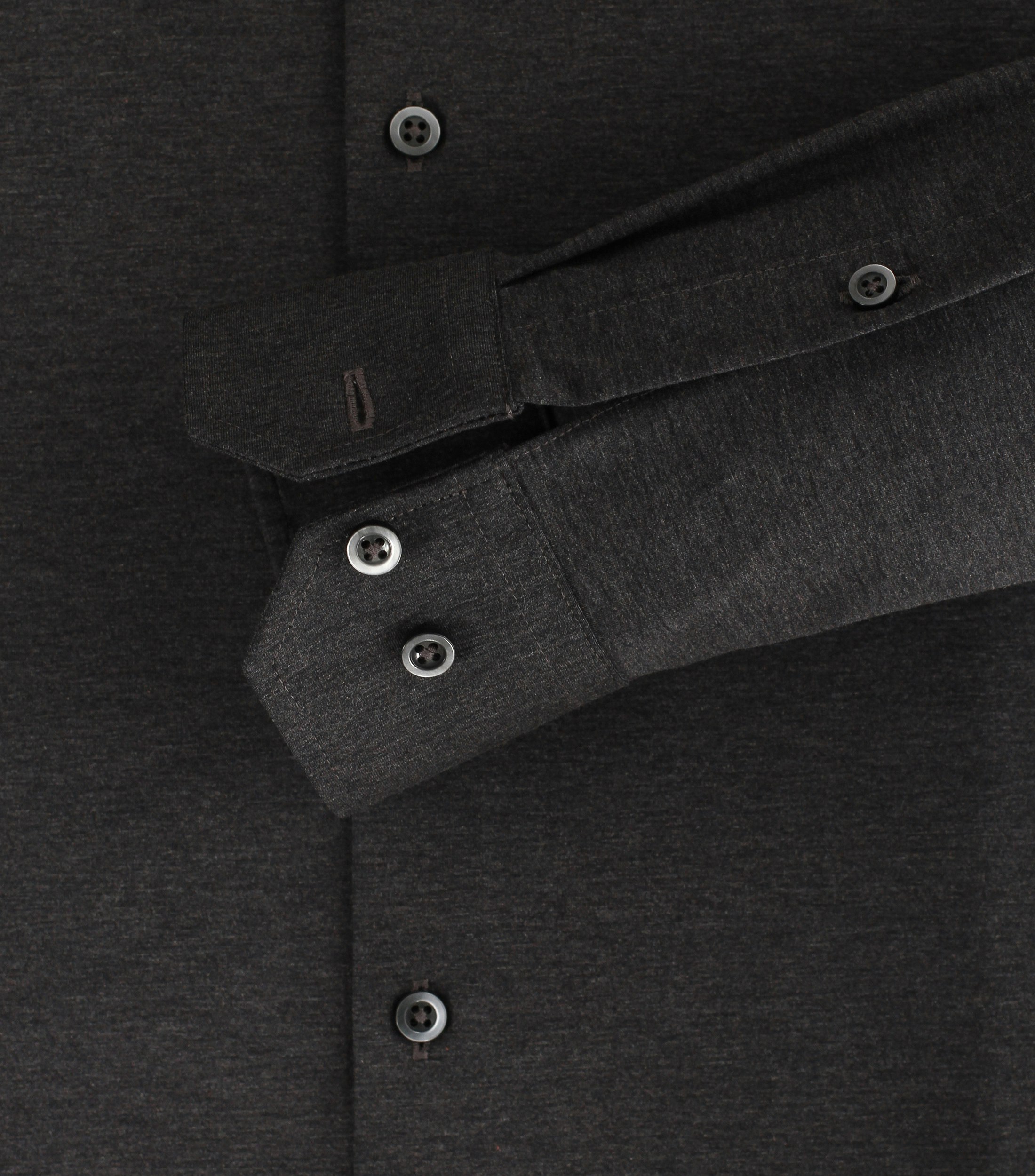 Ein Businesshemd im uni Muster in der Farbe Dunkelgrau