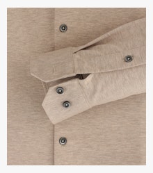 Ein Businesshemd im uni Muster in der Farbe Beige