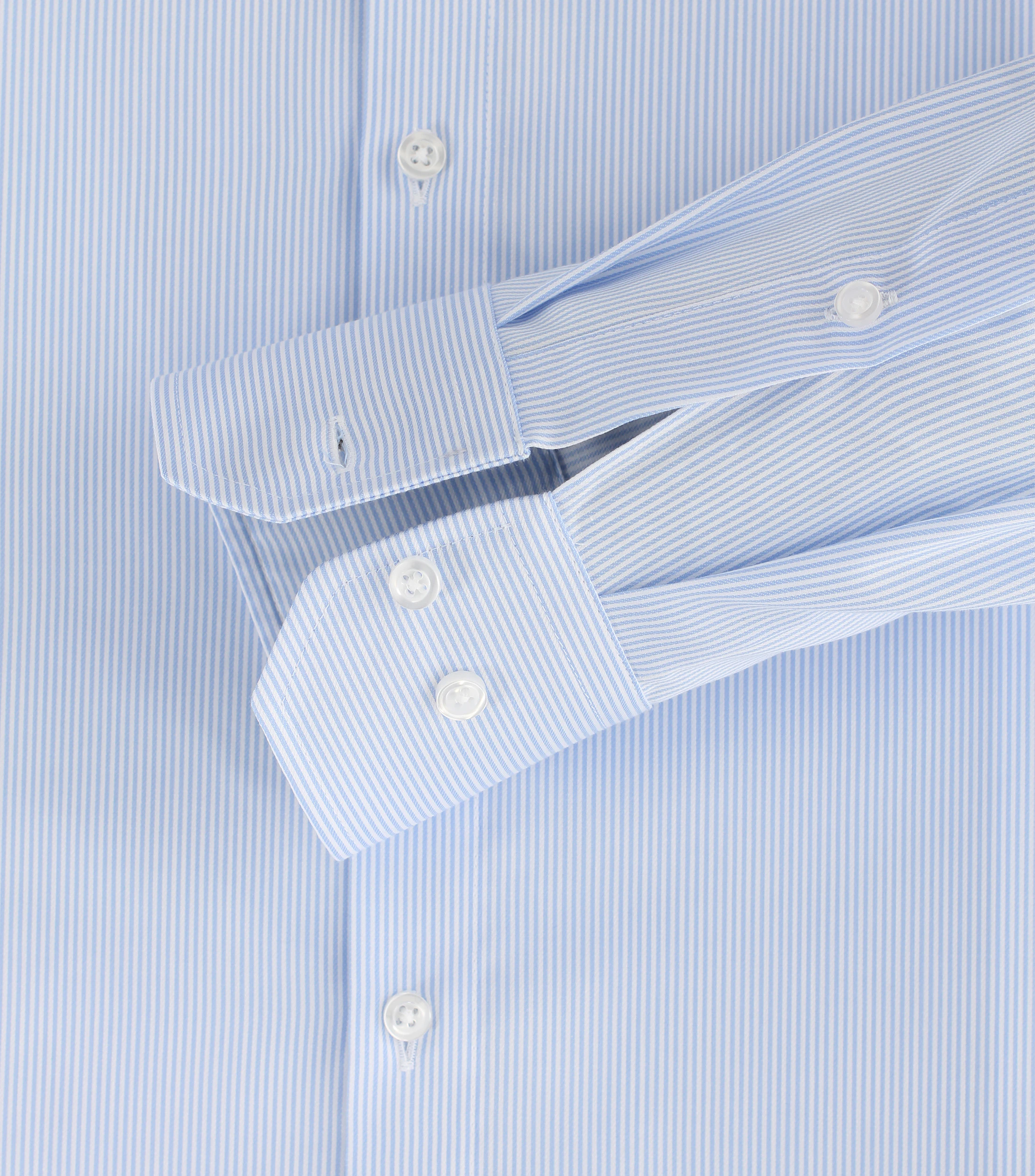 Businesshemd im gestreiften Muster in der Farbe Hellblau