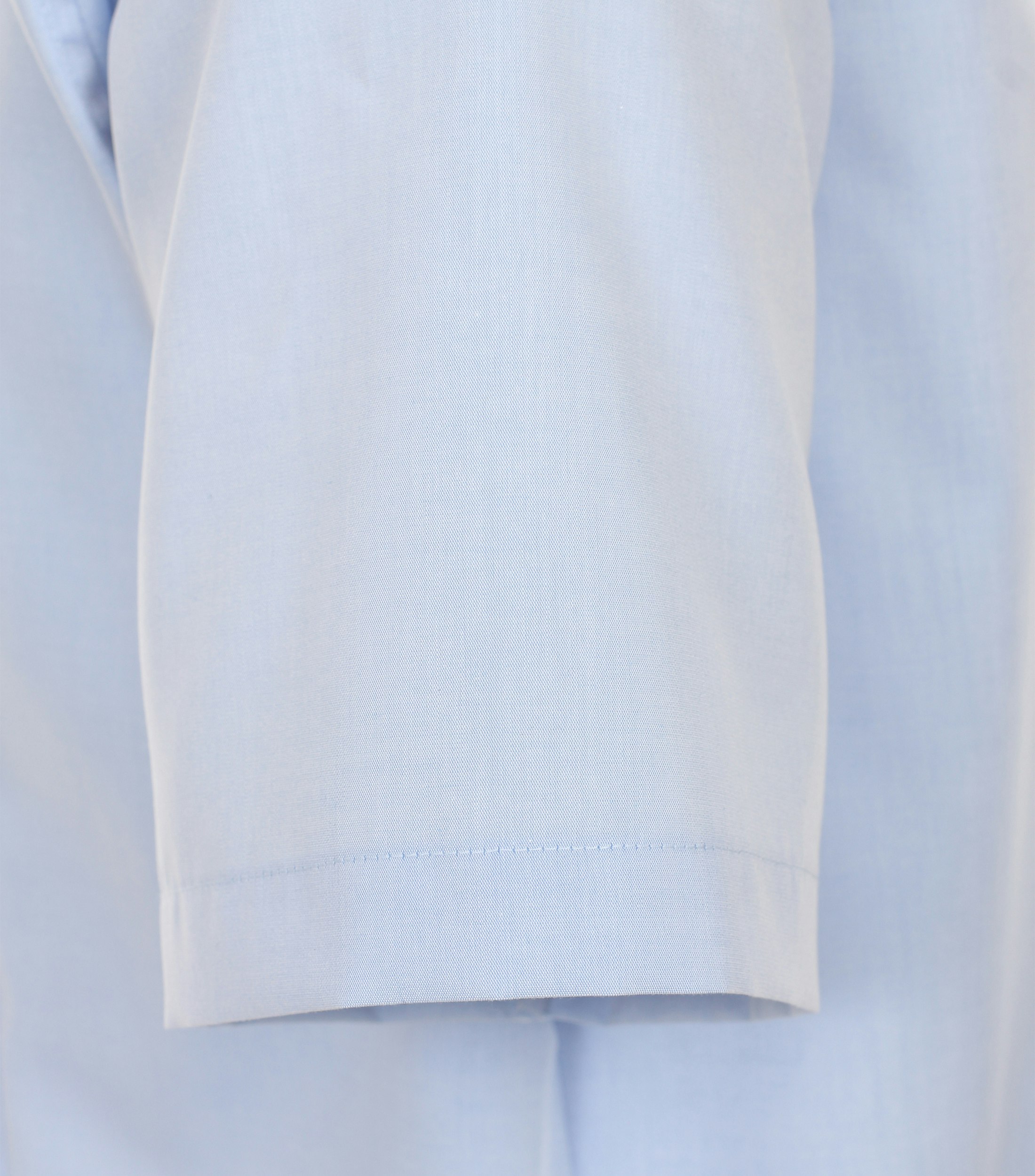 Businesshemd im unifarbenen Design in der Farbe Hellblau
