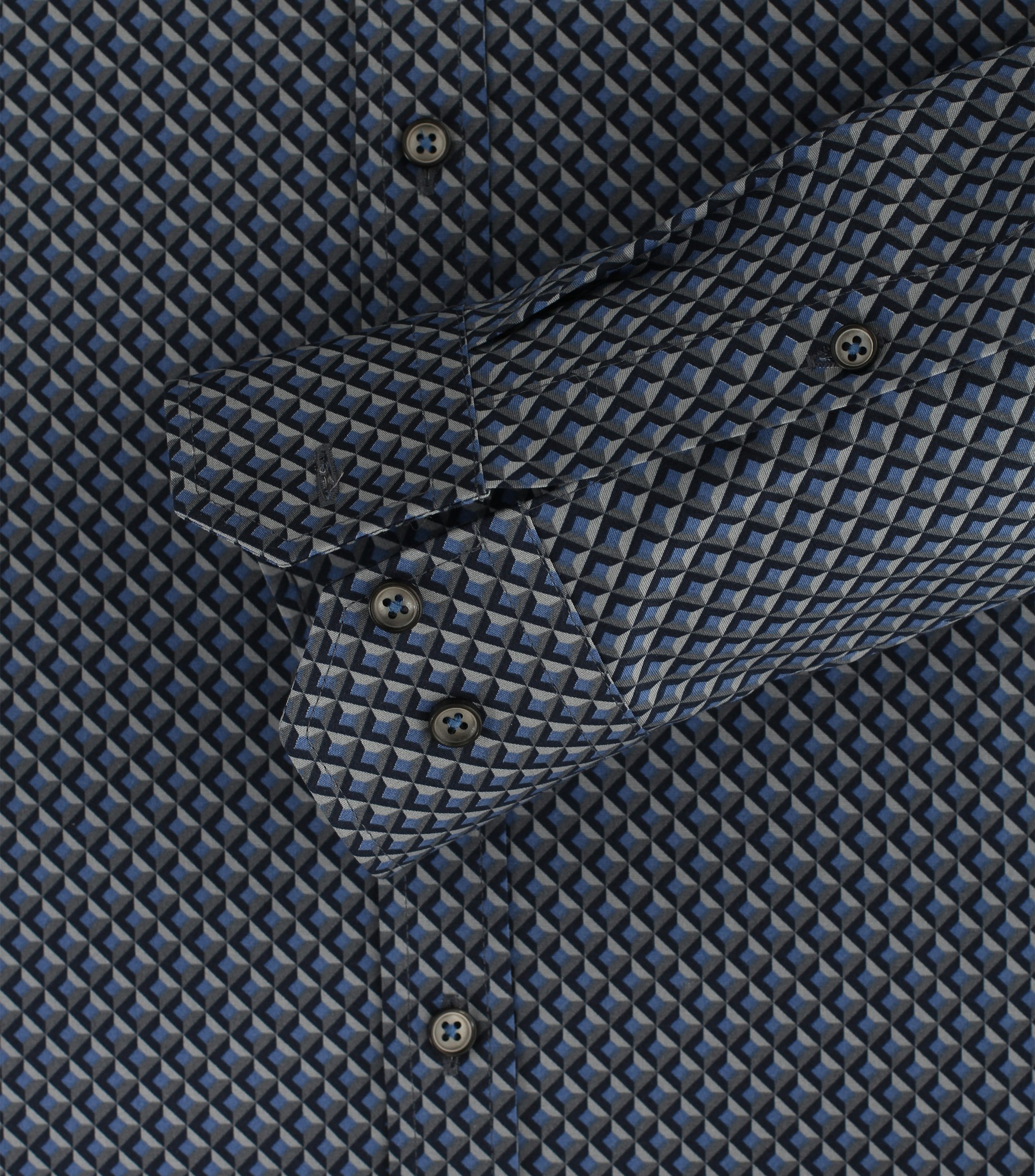 Ein Businesshemd im Print Muster in der Farbe dunkles Mittelblau