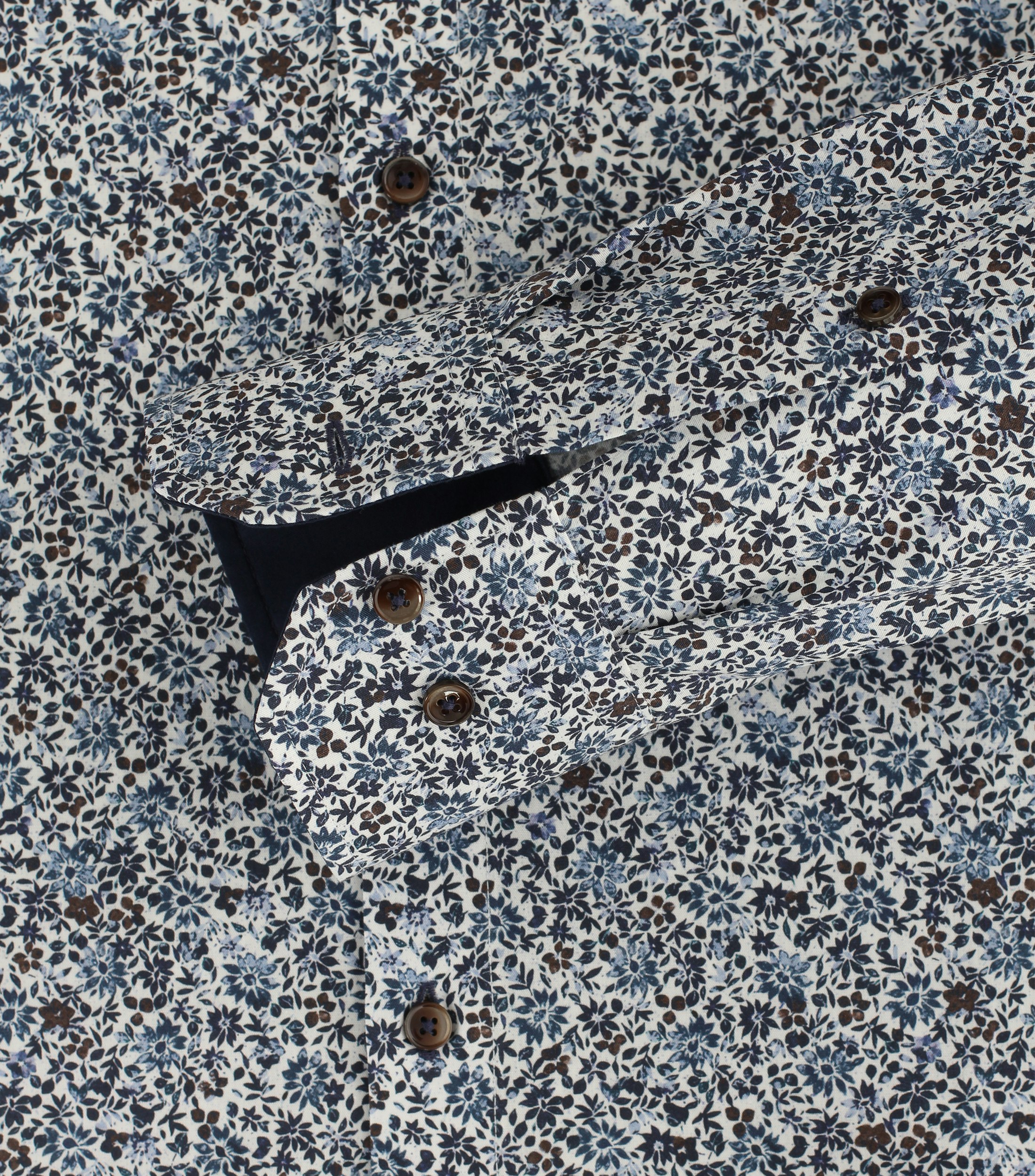 Ein Businesshemd im Print Muster in der Farbe Mittelblau