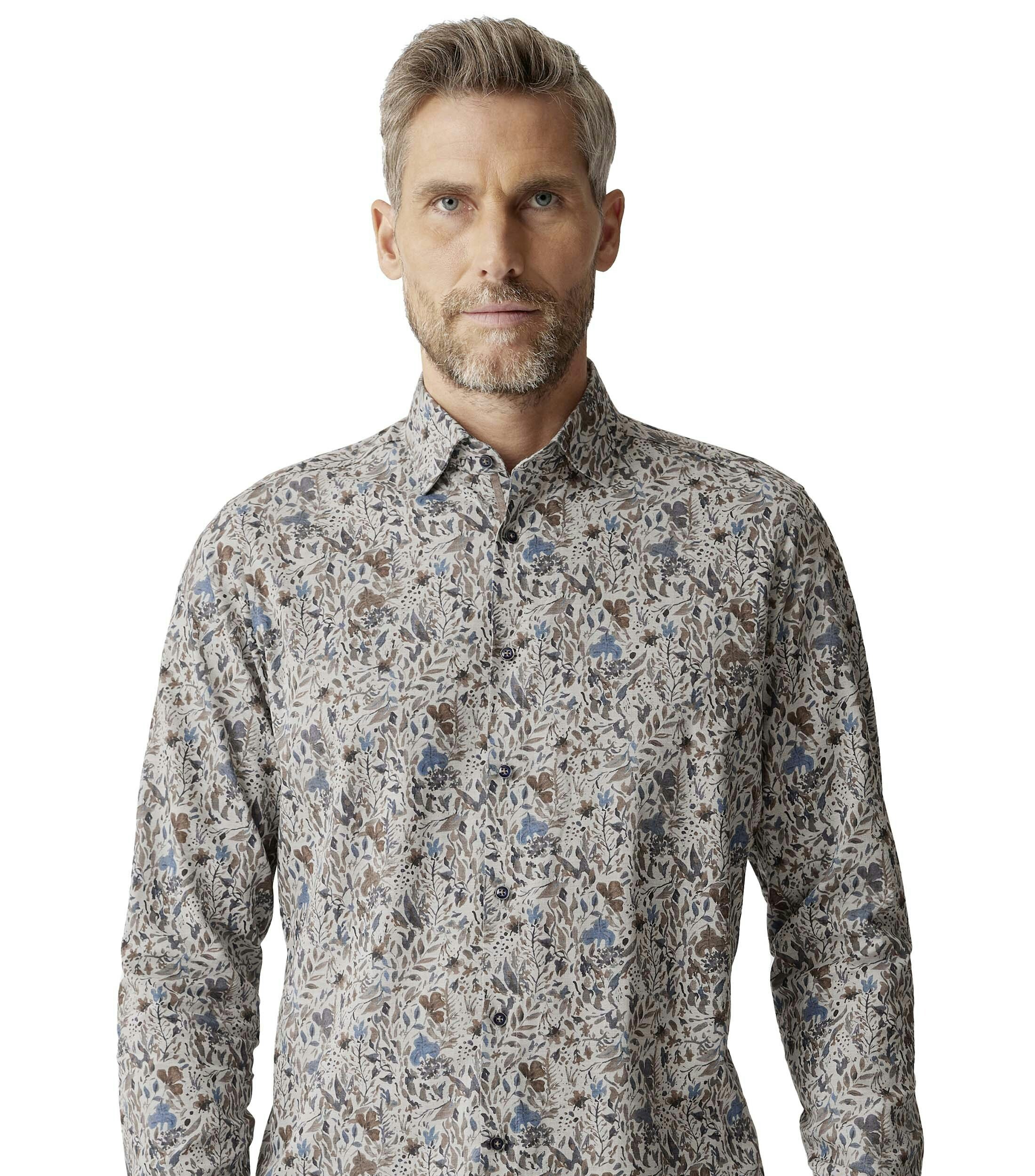 Ein Businesshemd im Print Muster in der Farbe Hellbraun