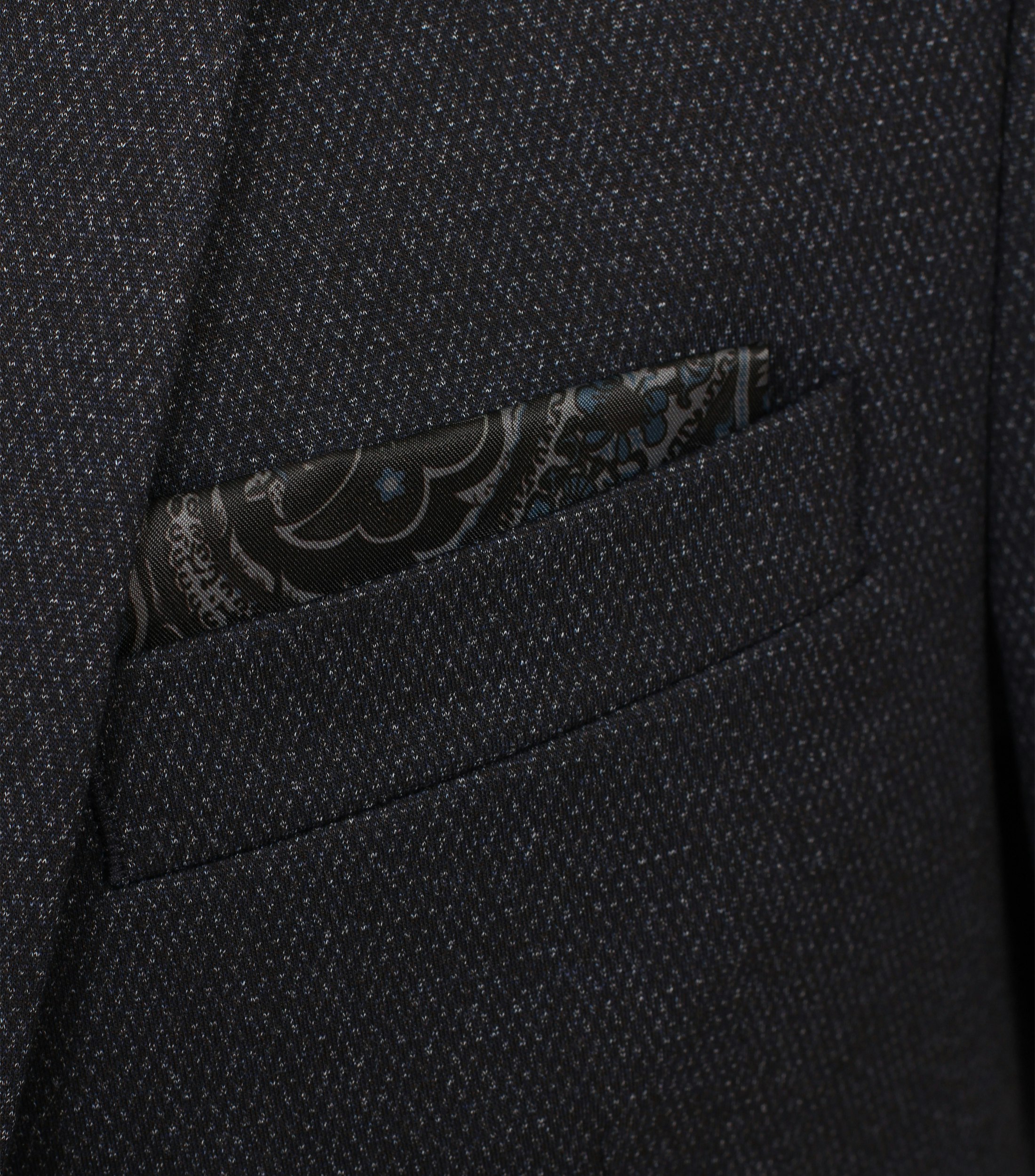 Ein Sakko im uni Muster in der Farbe graues Dunkelblau