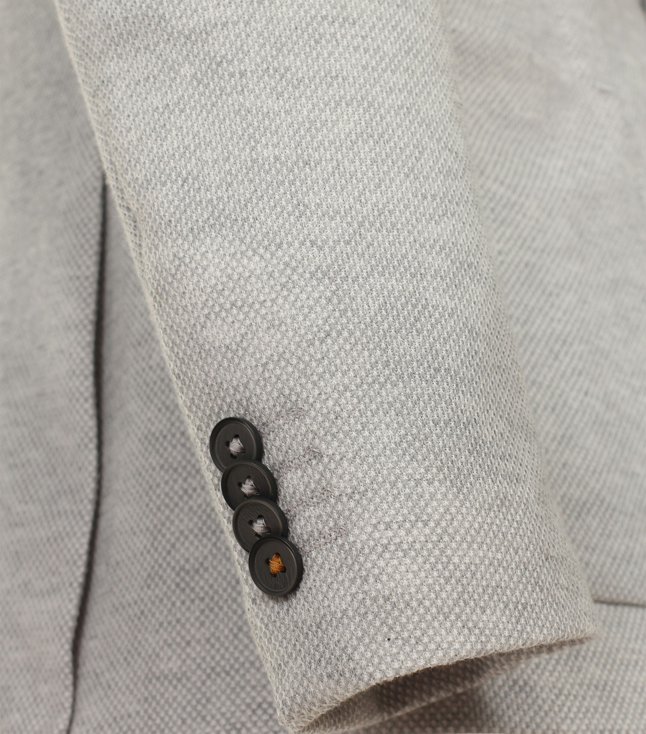 Ein Sakko im uni Muster in der Farbe Weißgrau