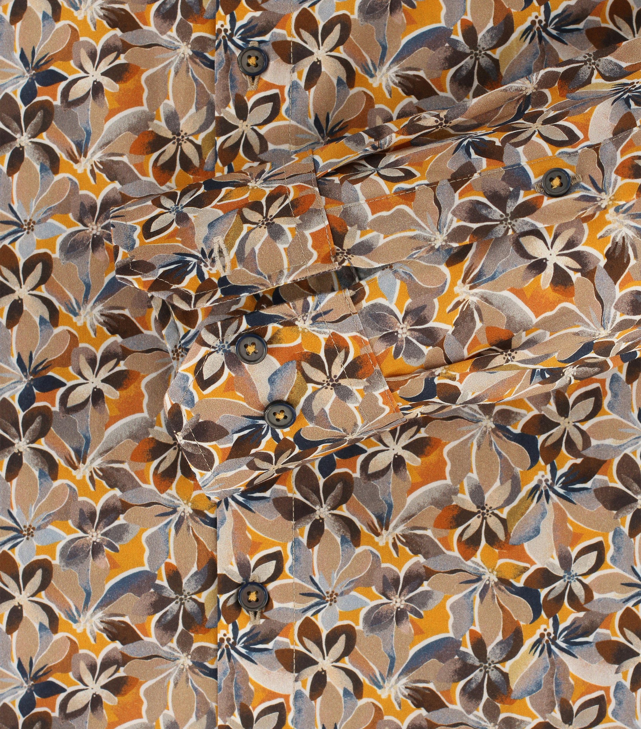 Ein Businesshemd im uni Muster in der Farbe Hellorange