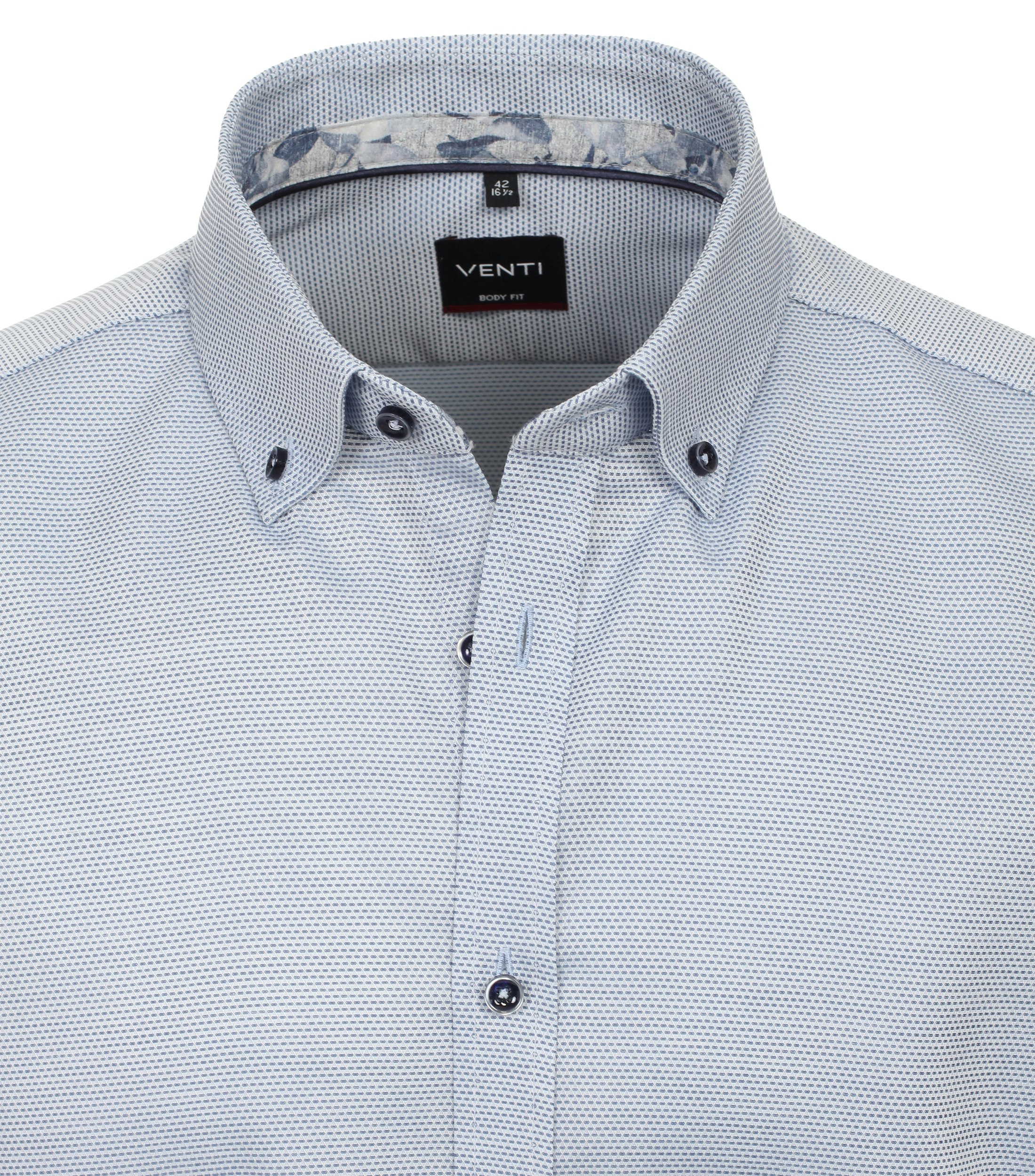 Ein Businesshemd im uni Muster in der Farbe Mittelblau