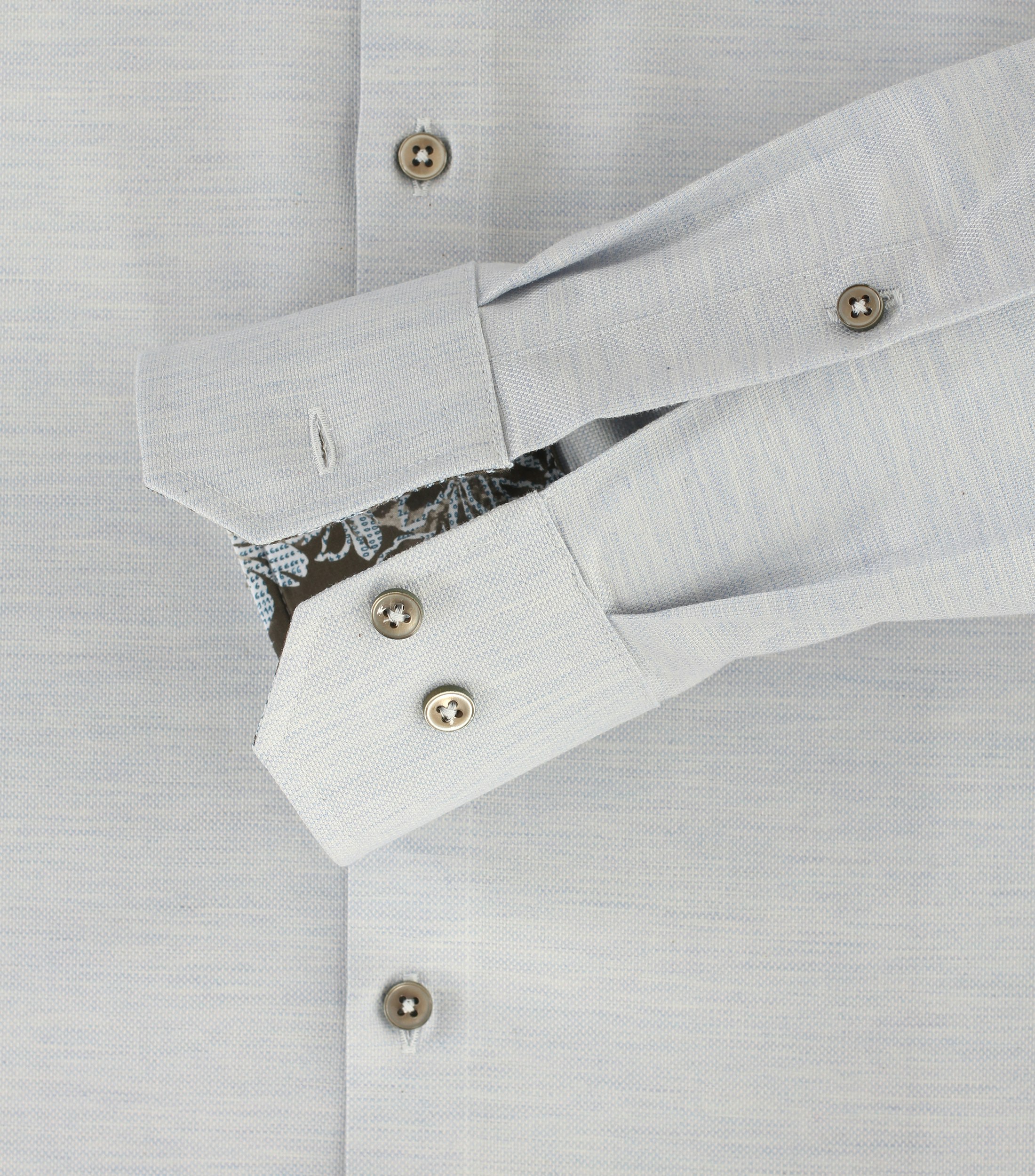 Ein Businesshemd im uni Muster in der Farbe Hellgrau