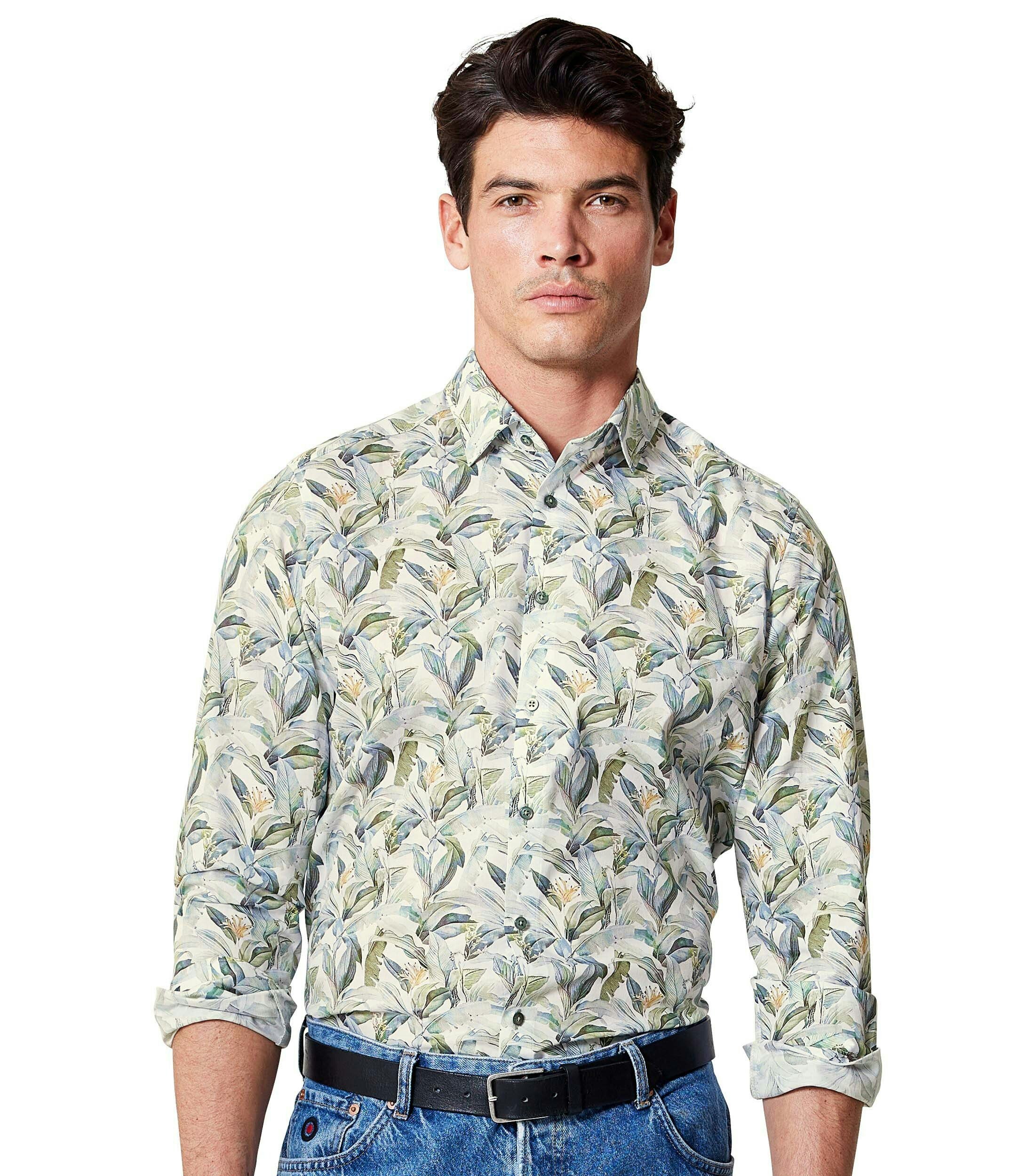 Ein Businesshemd im Print Muster in der Farbe Grün