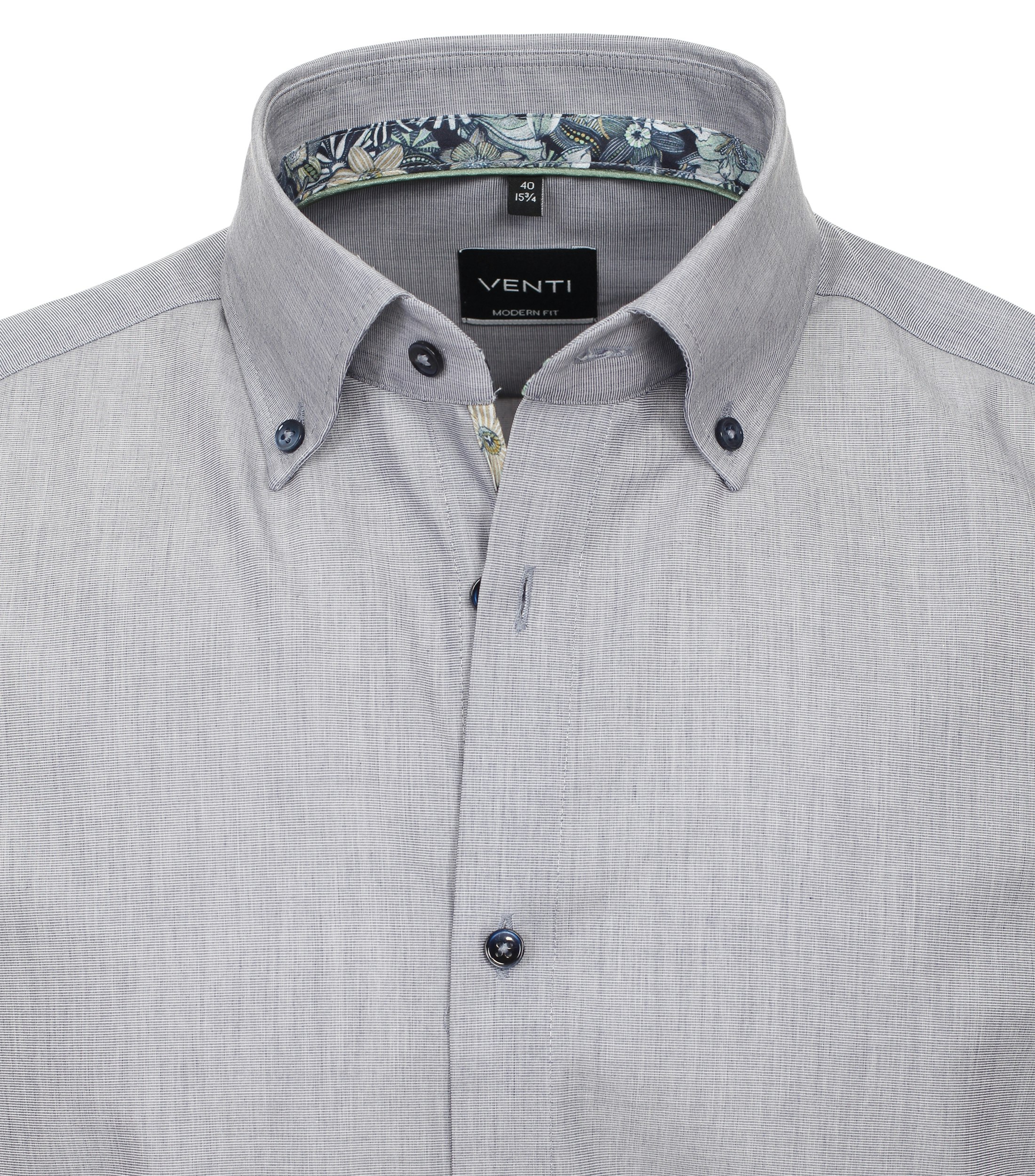 Ein Businesshemd im uni Muster in der Farbe Grün