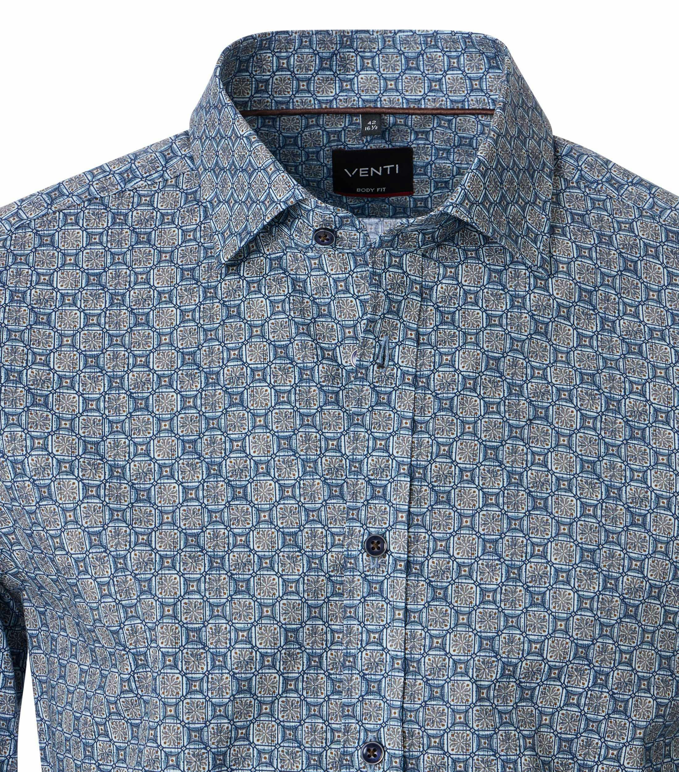 Ein Businesshemd im Print Muster in der Farbe Blau