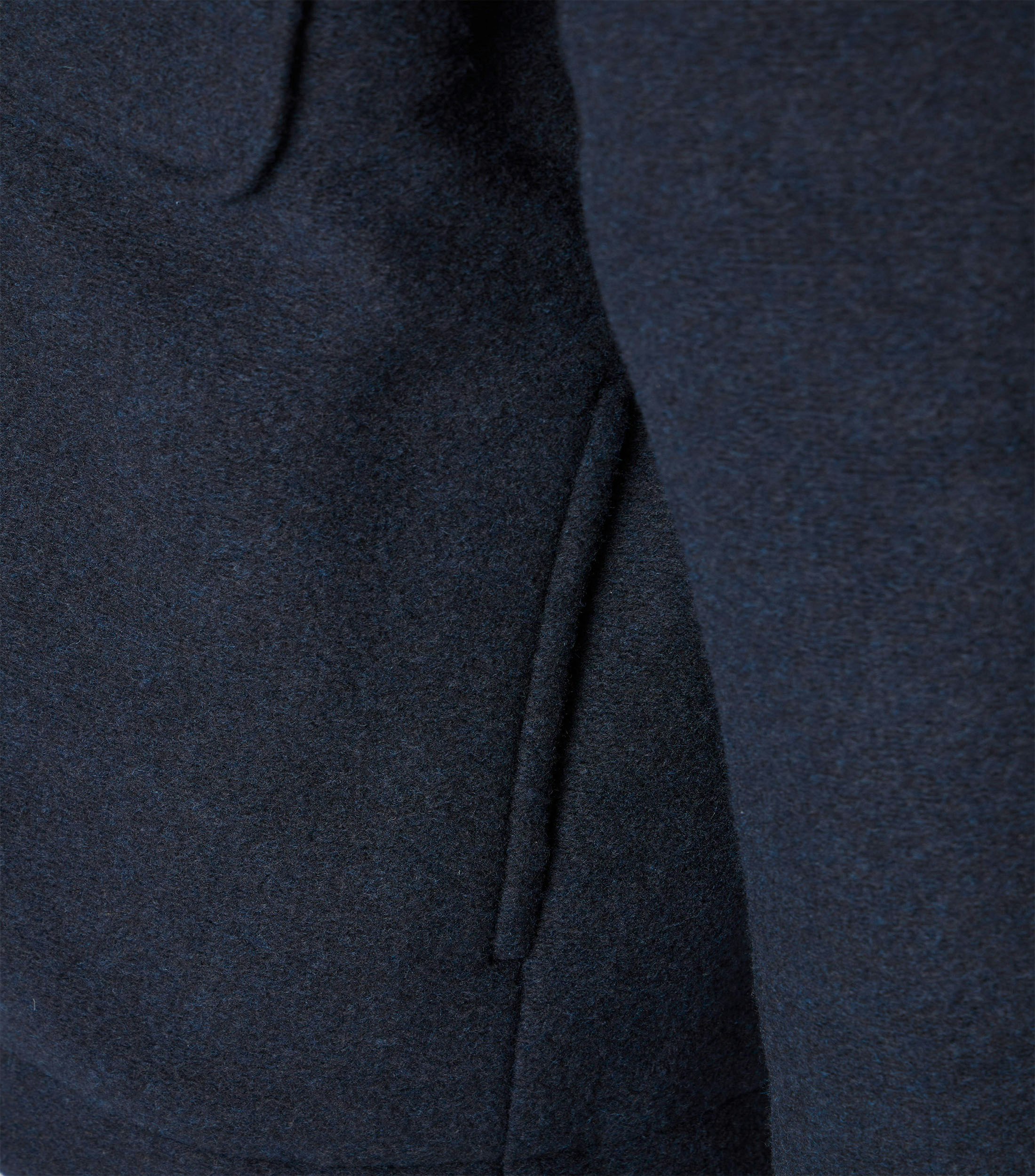 Ein Businesshemd im uni Muster in der Farbe Dunkelblau