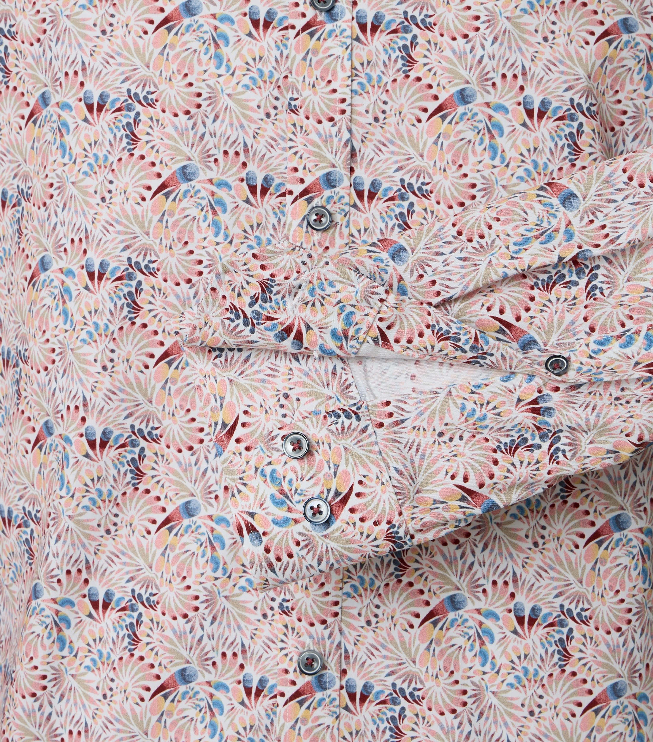 Ein Businesshemd im Print Muster in der Farbe Beige