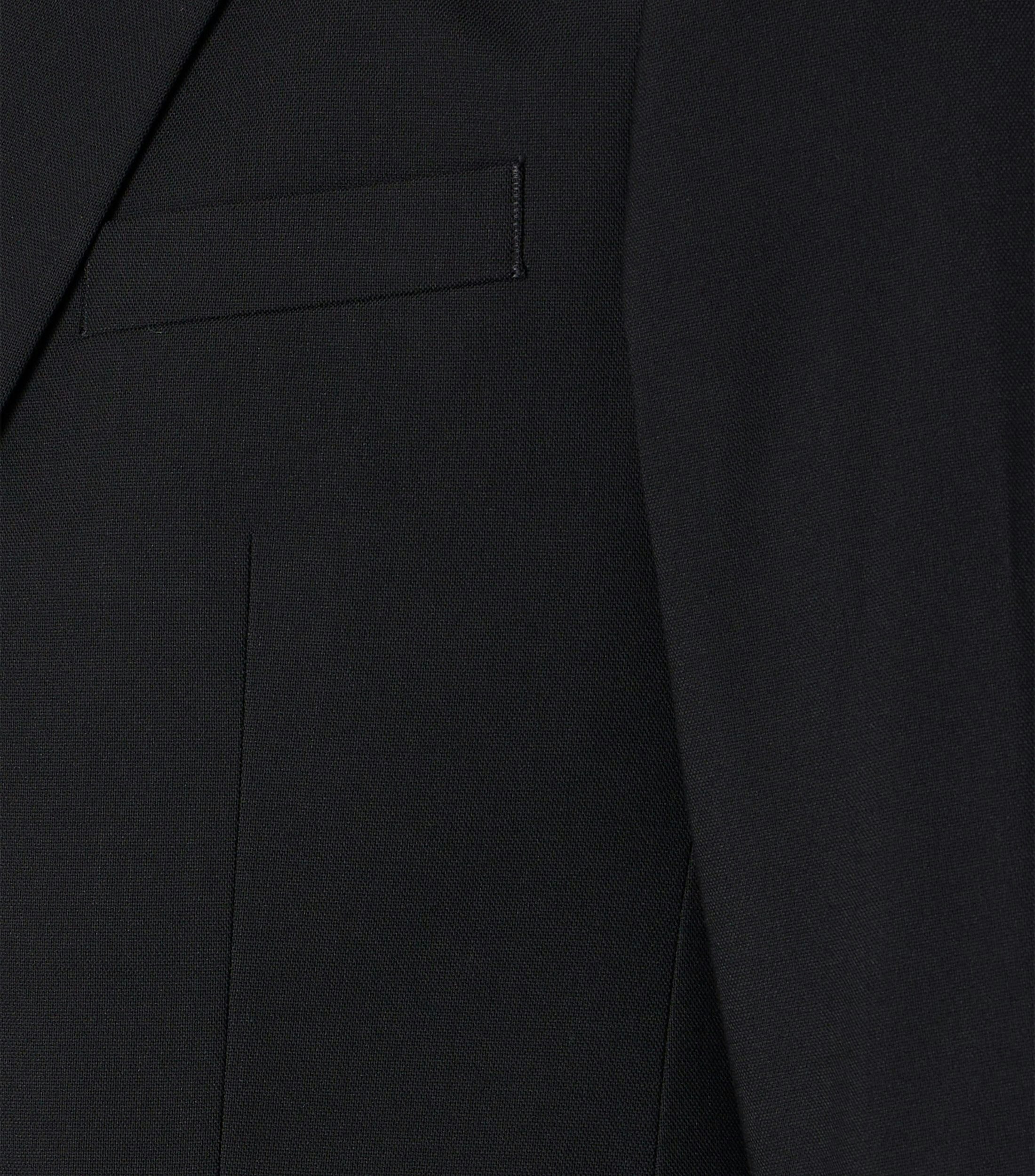 Ein Sakko im uni Muster in der Farbe Schwarz