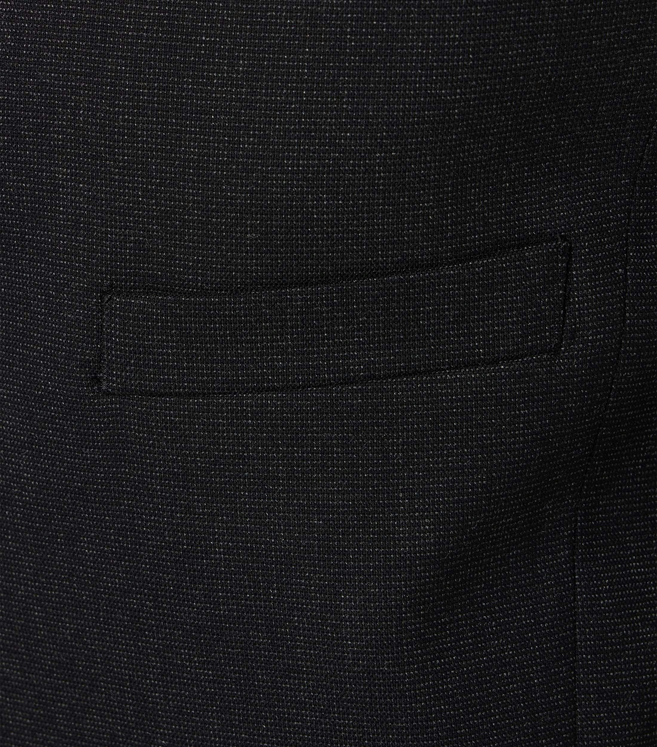 Ein Weste im uni Muster in der Farbe Schwarz