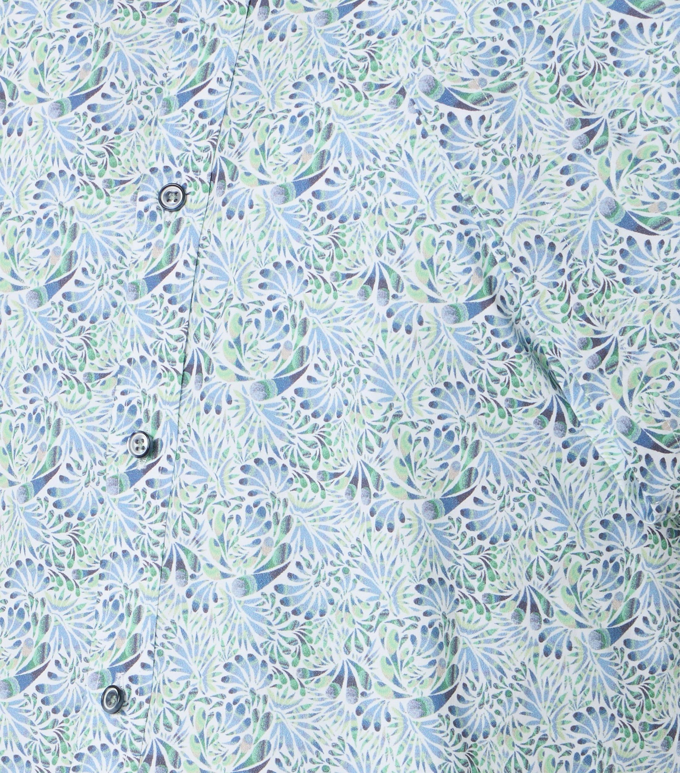 Ein Businesshemd im Print Muster in der Farbe Grün
