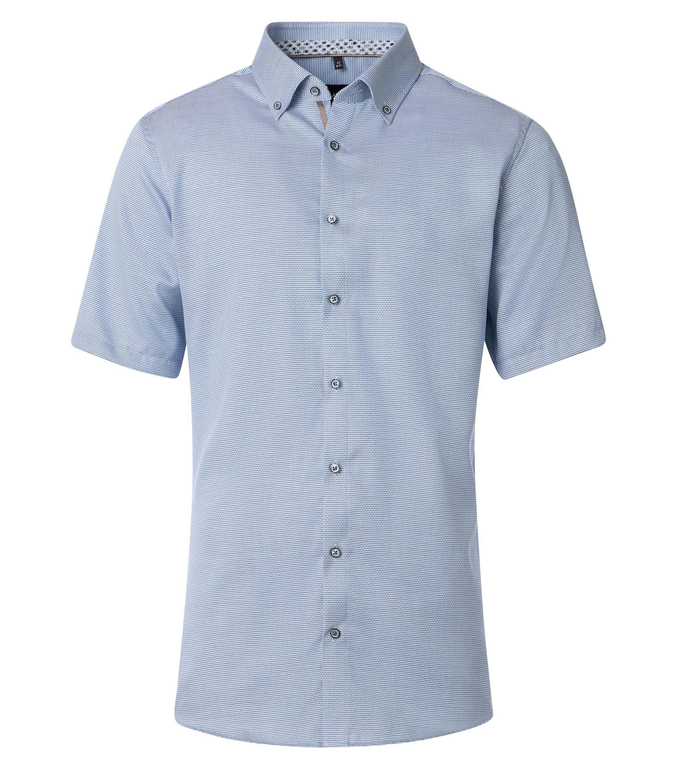 Ein Businesshemd im uni Muster in der Farbe Blau