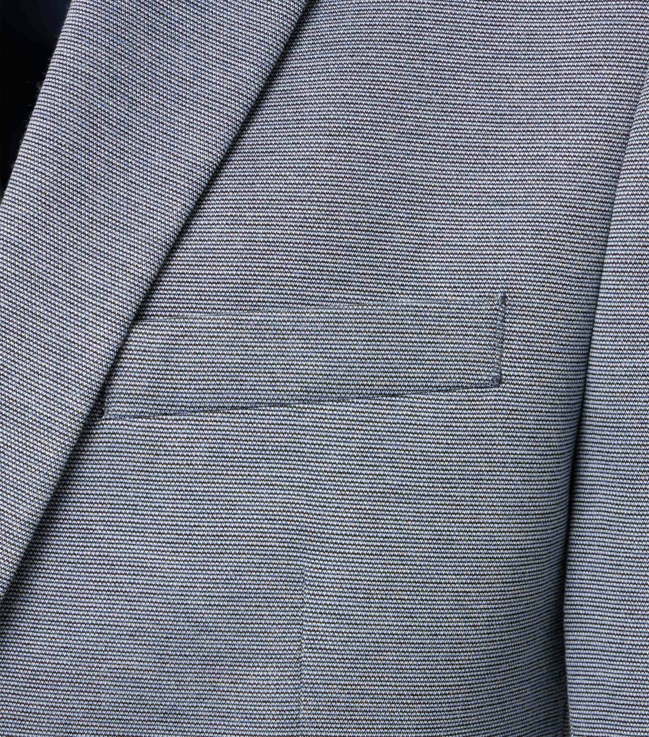 Ein Sakko im uni Muster in der Farbe Hellblau