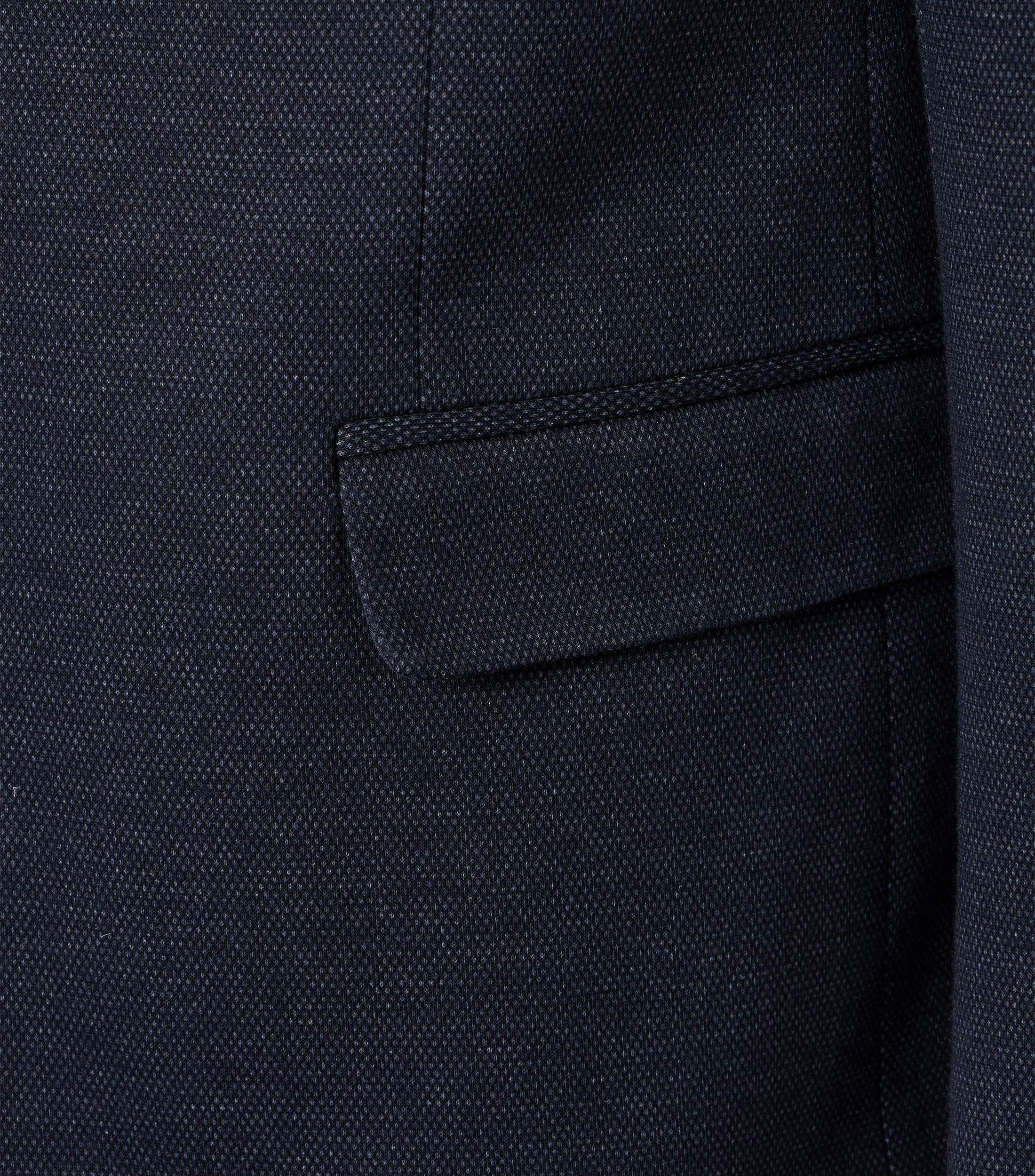 Ein Sakko im uni Muster in der Farbe Dunkelblau