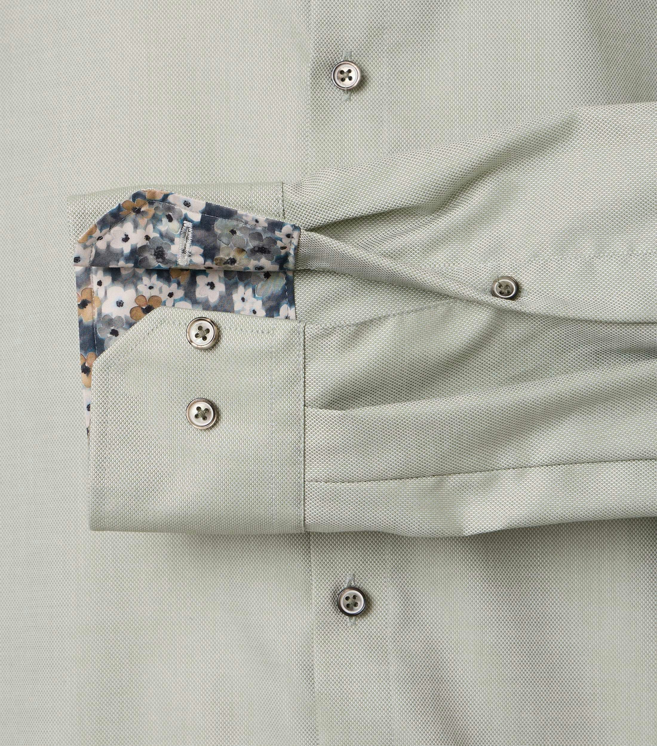 Ein Businesshemd im uni Muster in der Farbe Mint