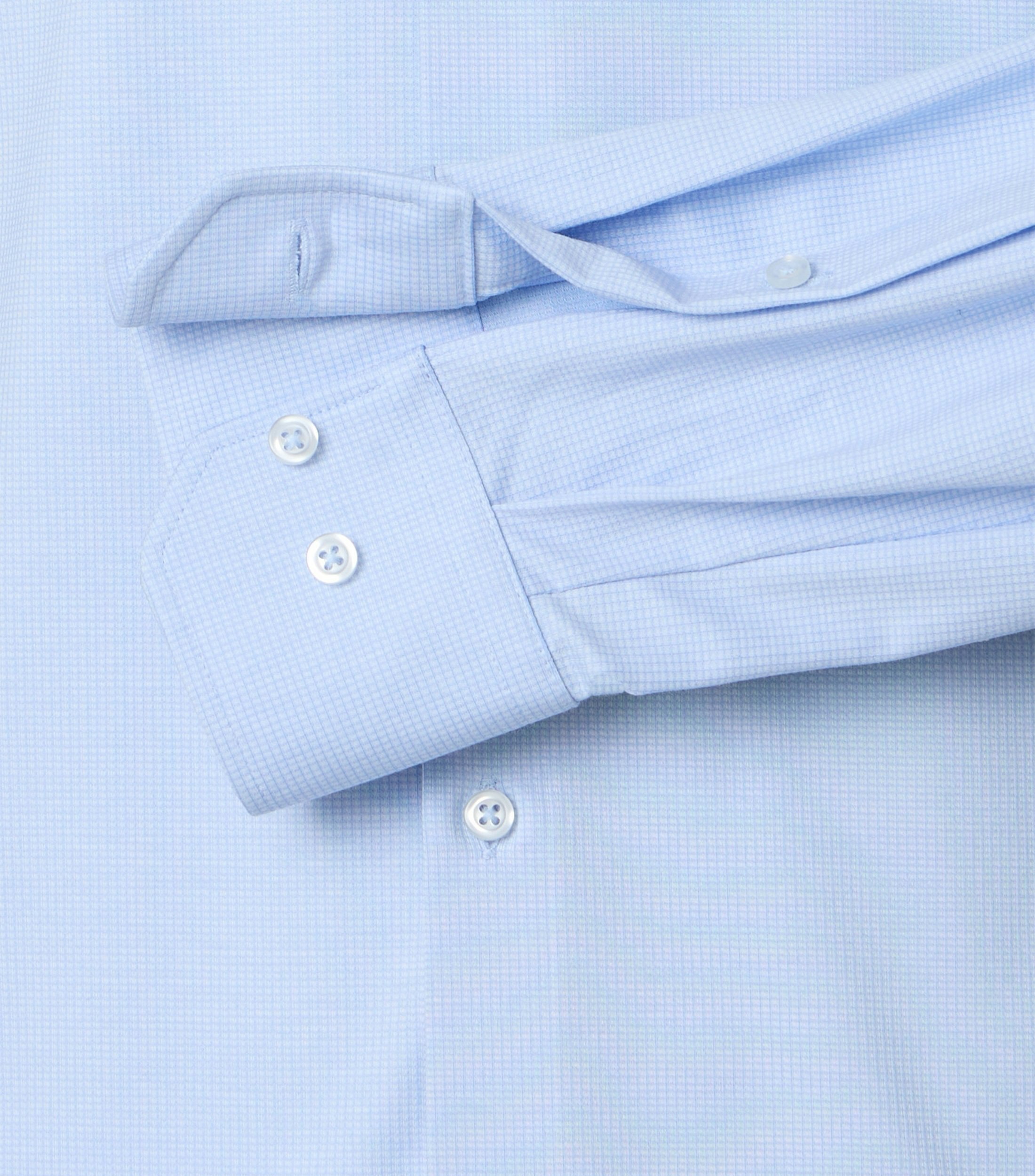 Ein Businesshemd im uni Muster in der Farbe Hellblau