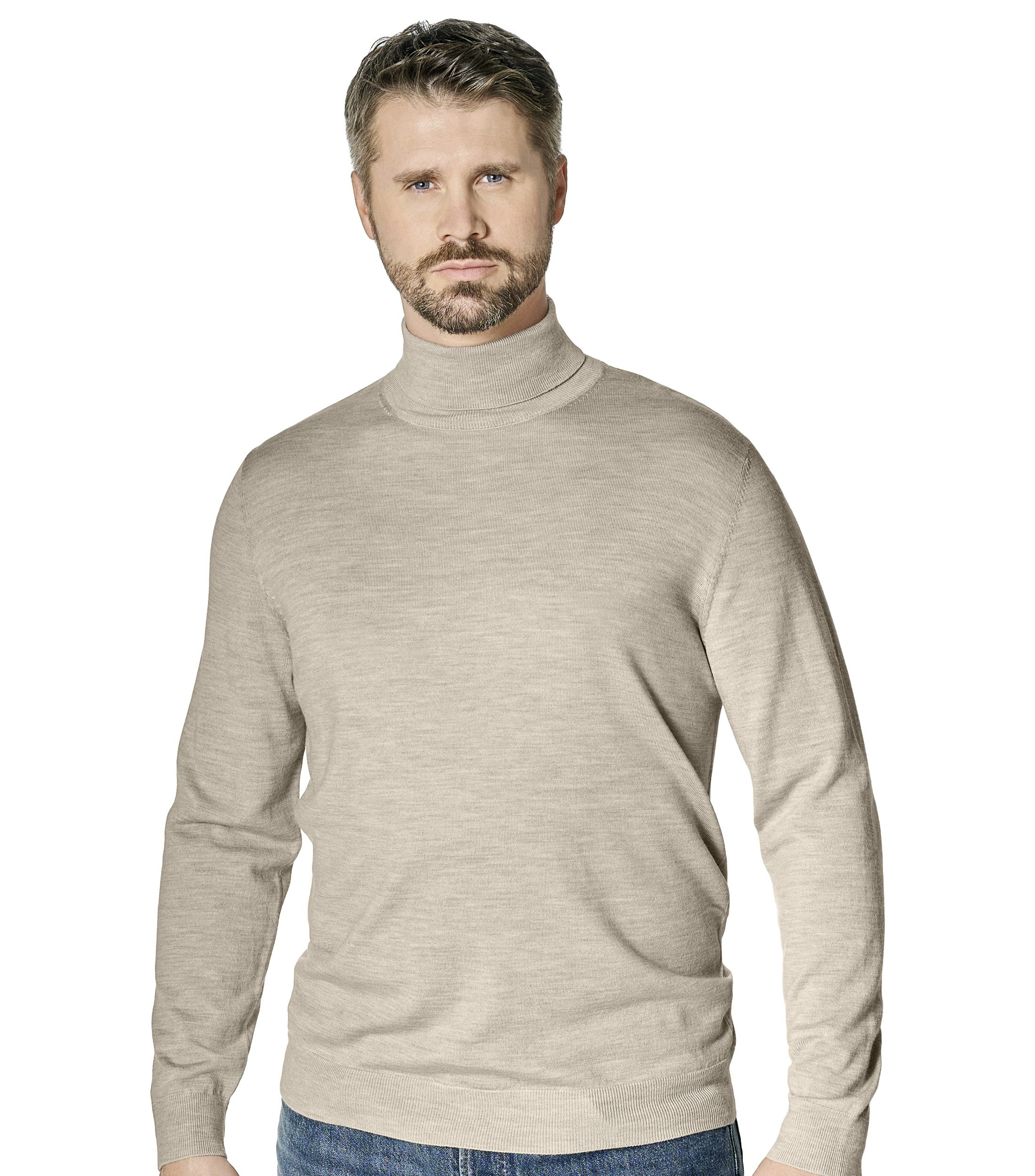 Ein Pullover im uni Muster in der Farbe Beige