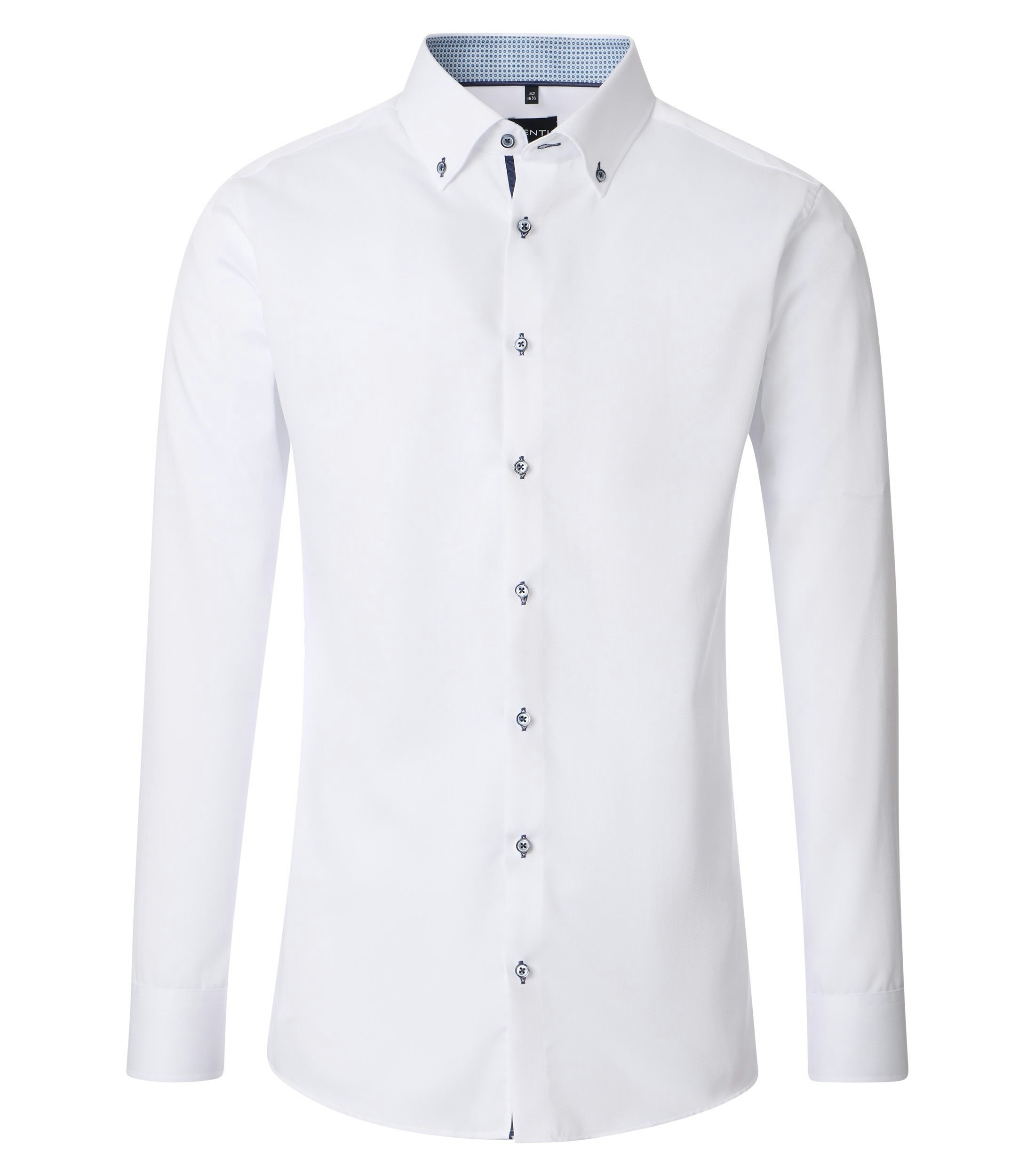 Ein Businesshemd im uni Muster in der Farbe Weiß