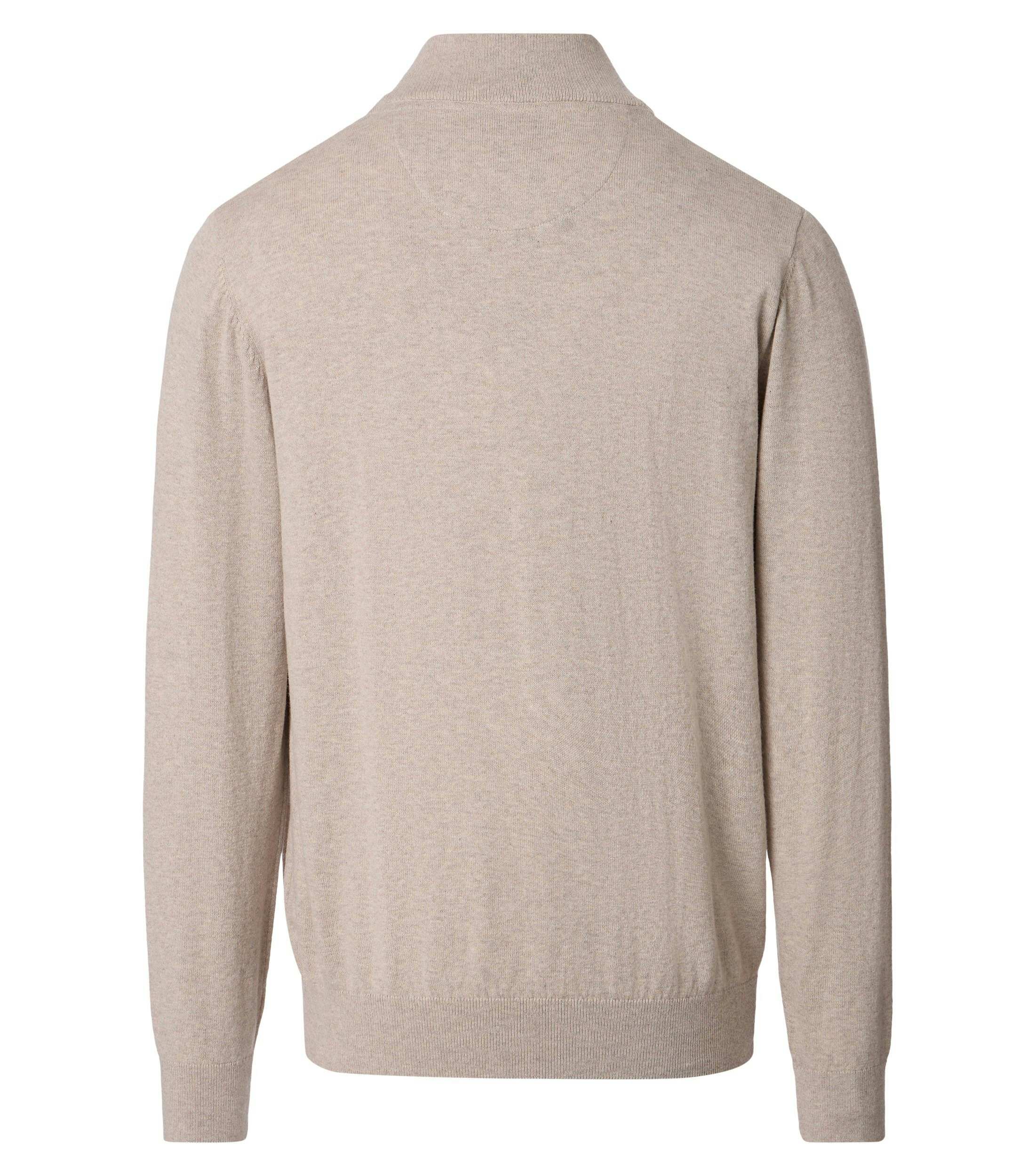 Ein Pullover im uni Muster in der Farbe Beige