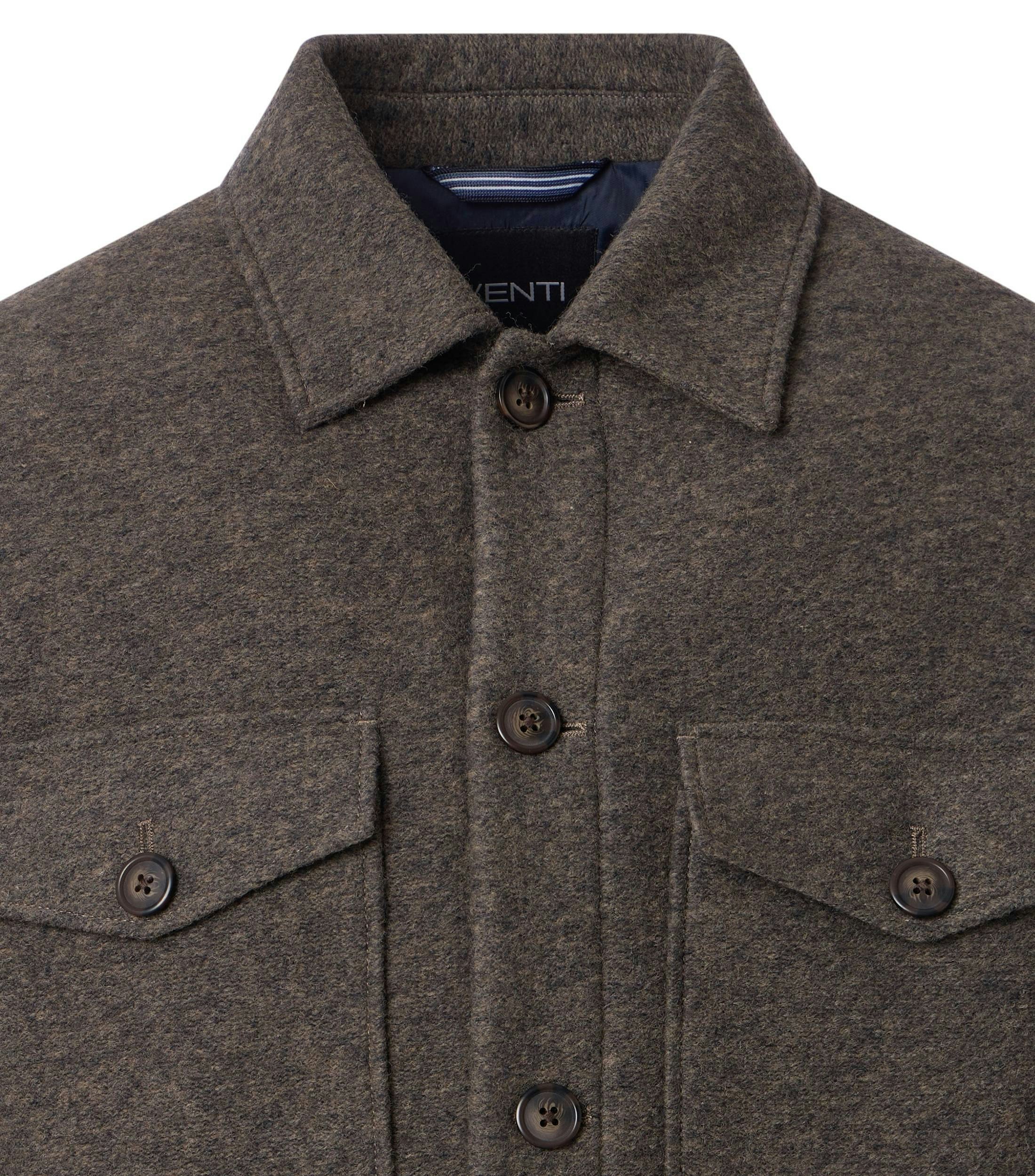 Ein Businesshemd im uni Muster in der Farbe Braun