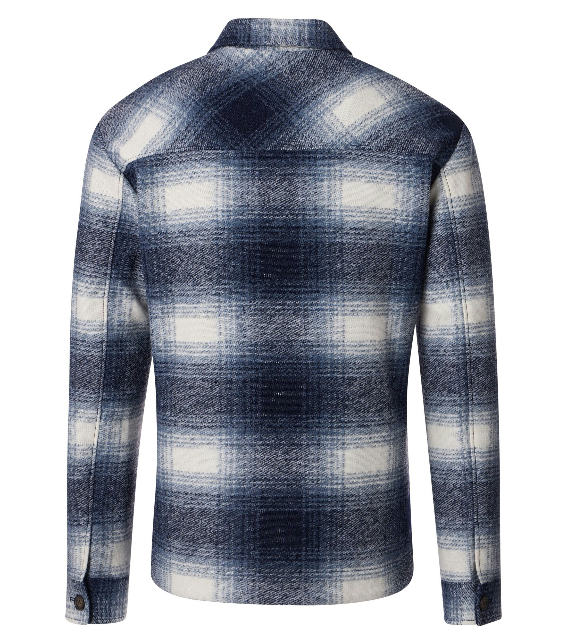 Ein Businesshemd im kariert Muster in der Farbe Blau