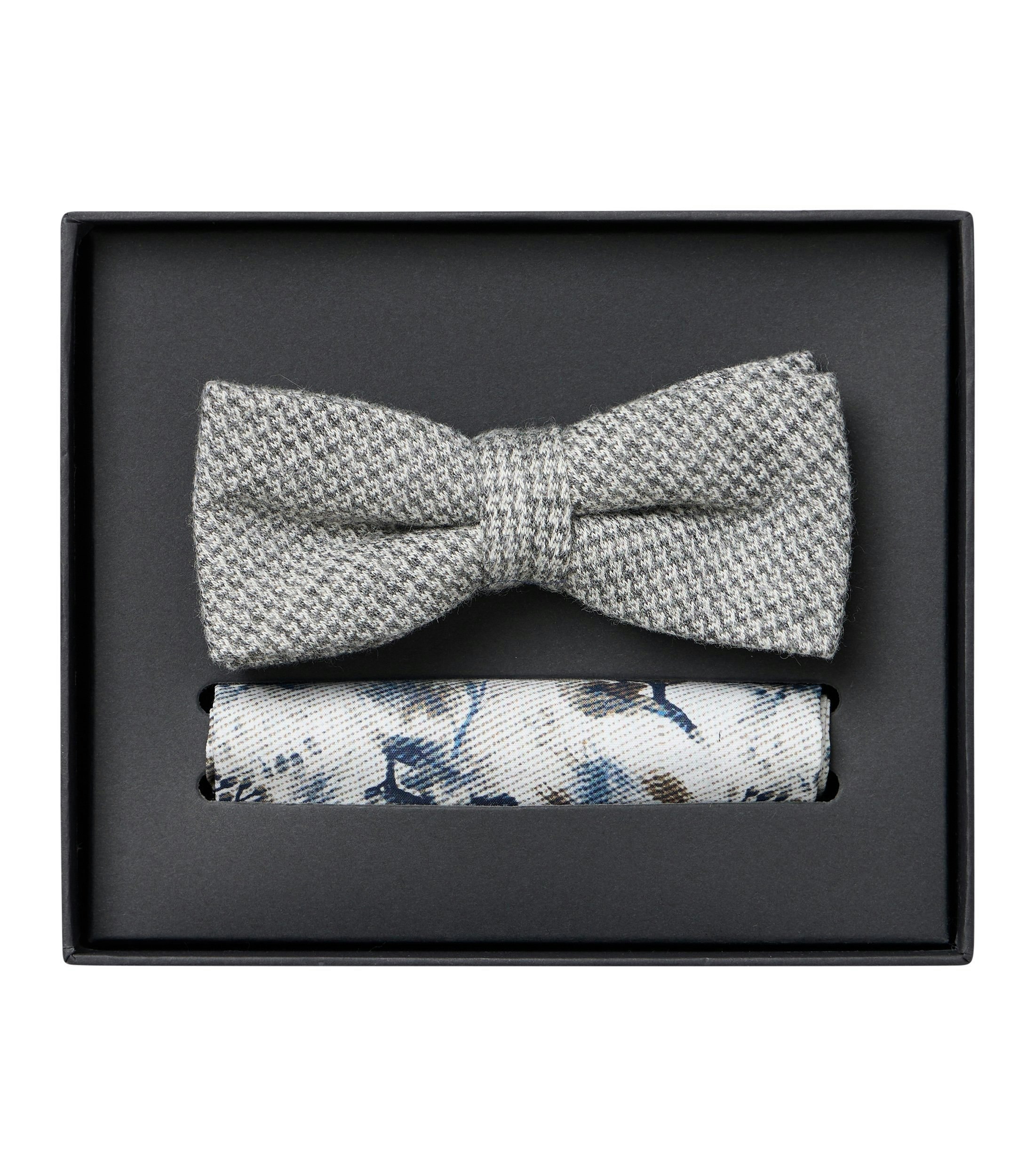Accessoires im gemusterten Design in der Farbe Dunkelbeige