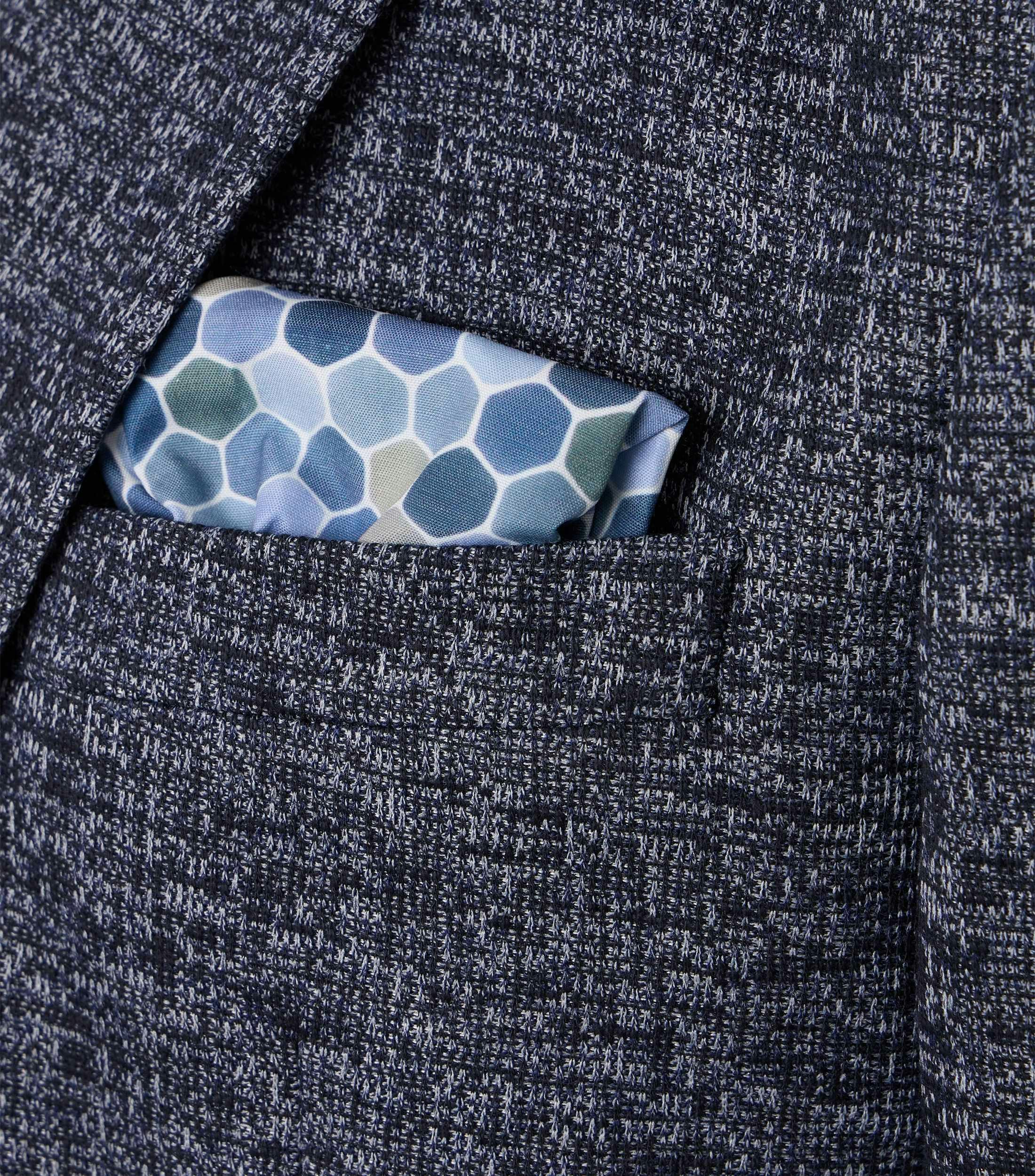 Ein Sakko im uni Muster in der Farbe graues Mittelblau
