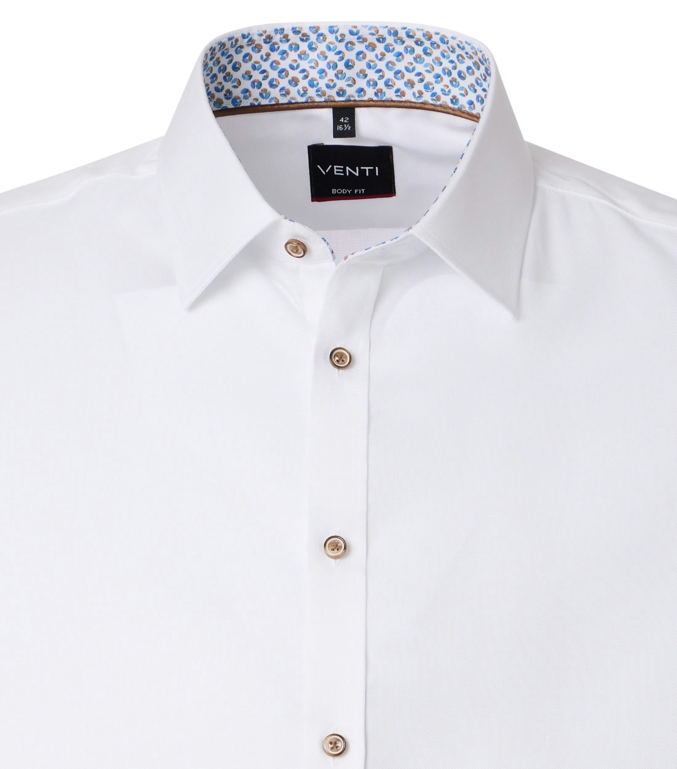 Ein Businesshemd im uni Muster in der Farbe Weiß