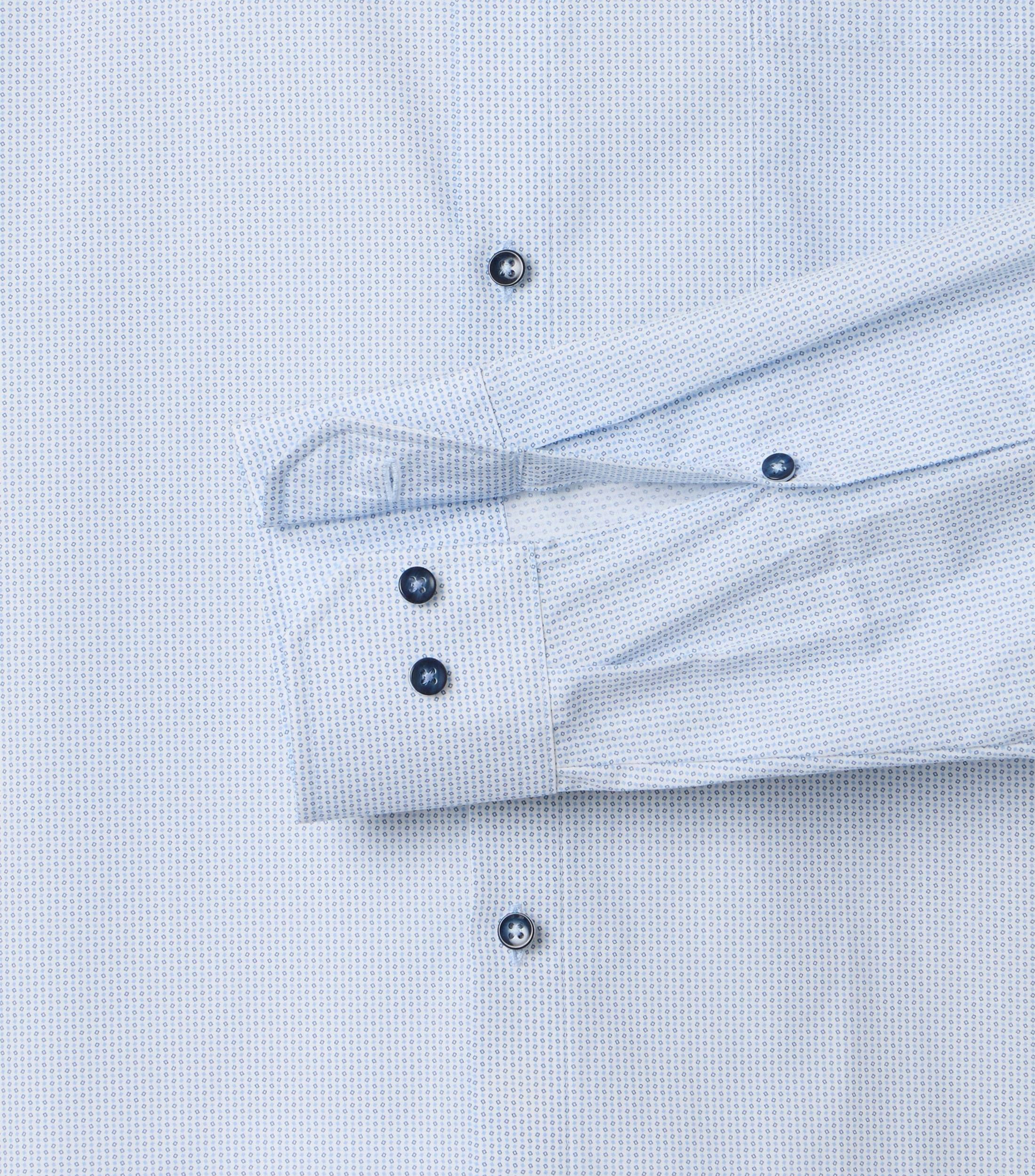 Ein Businesshemd im Print Muster in der Farbe Hellblau