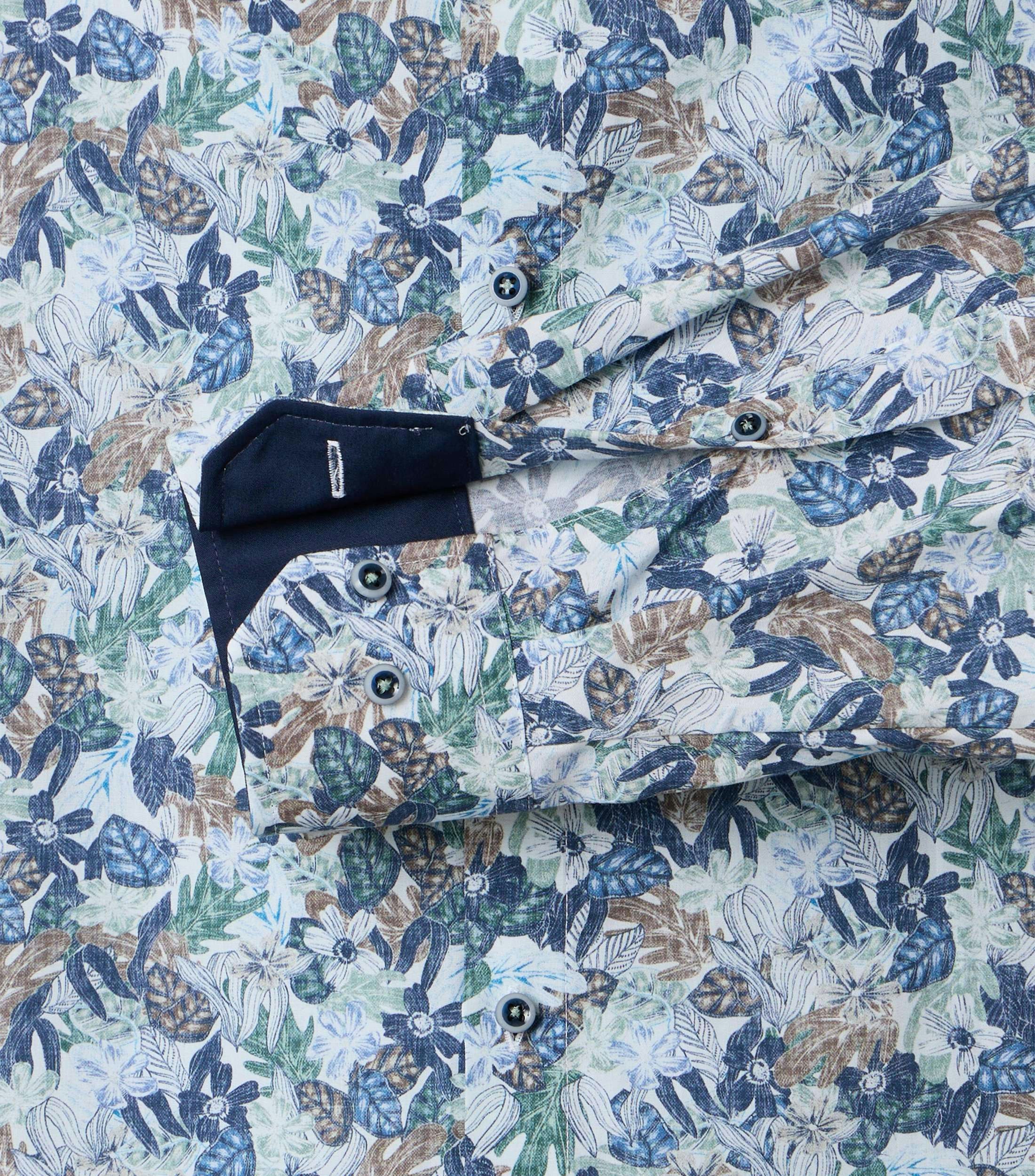 Ein Businesshemd im Print Muster in der Farbe Grün