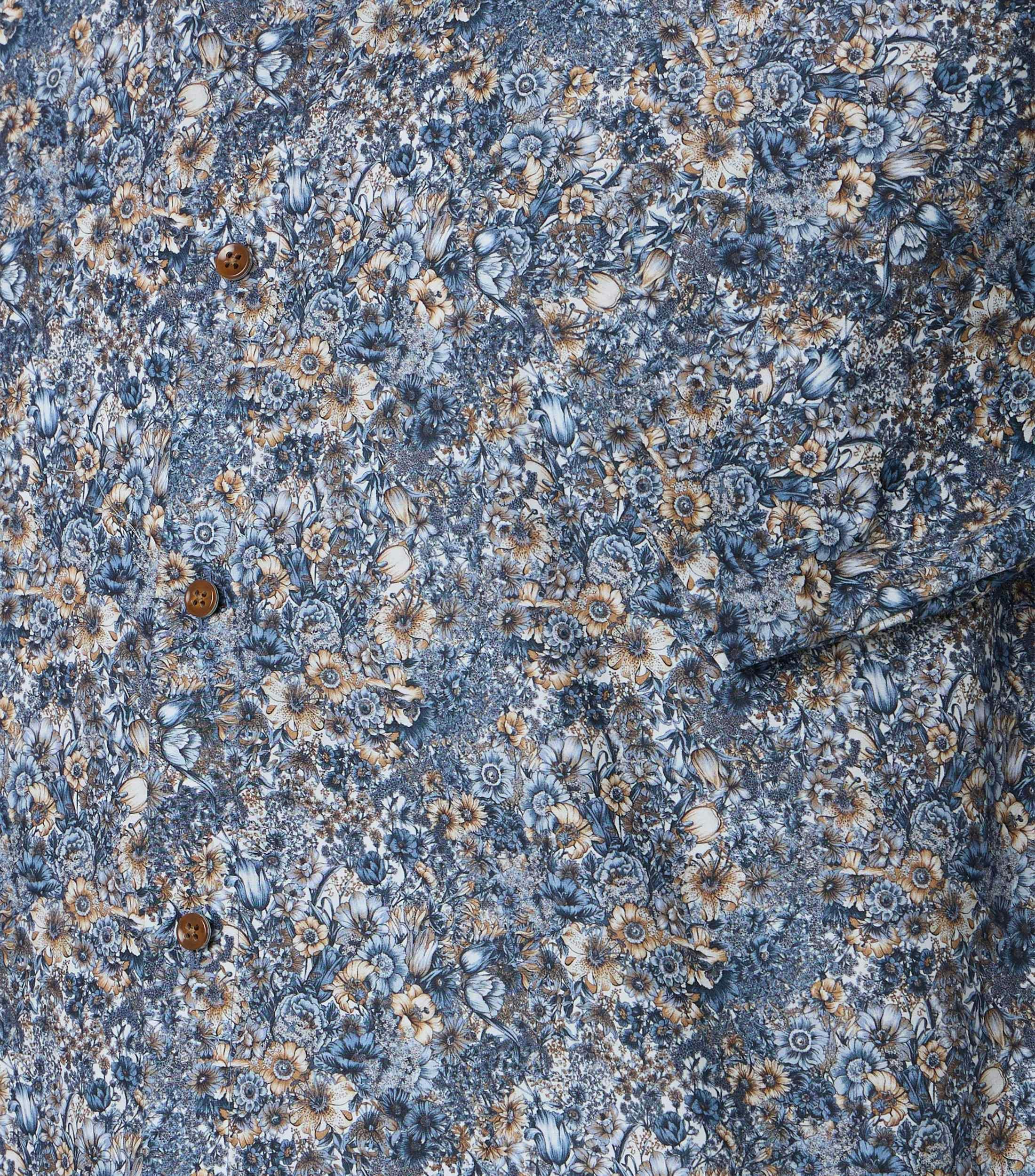 Ein Businesshemd im Print Muster in der Farbe Blau