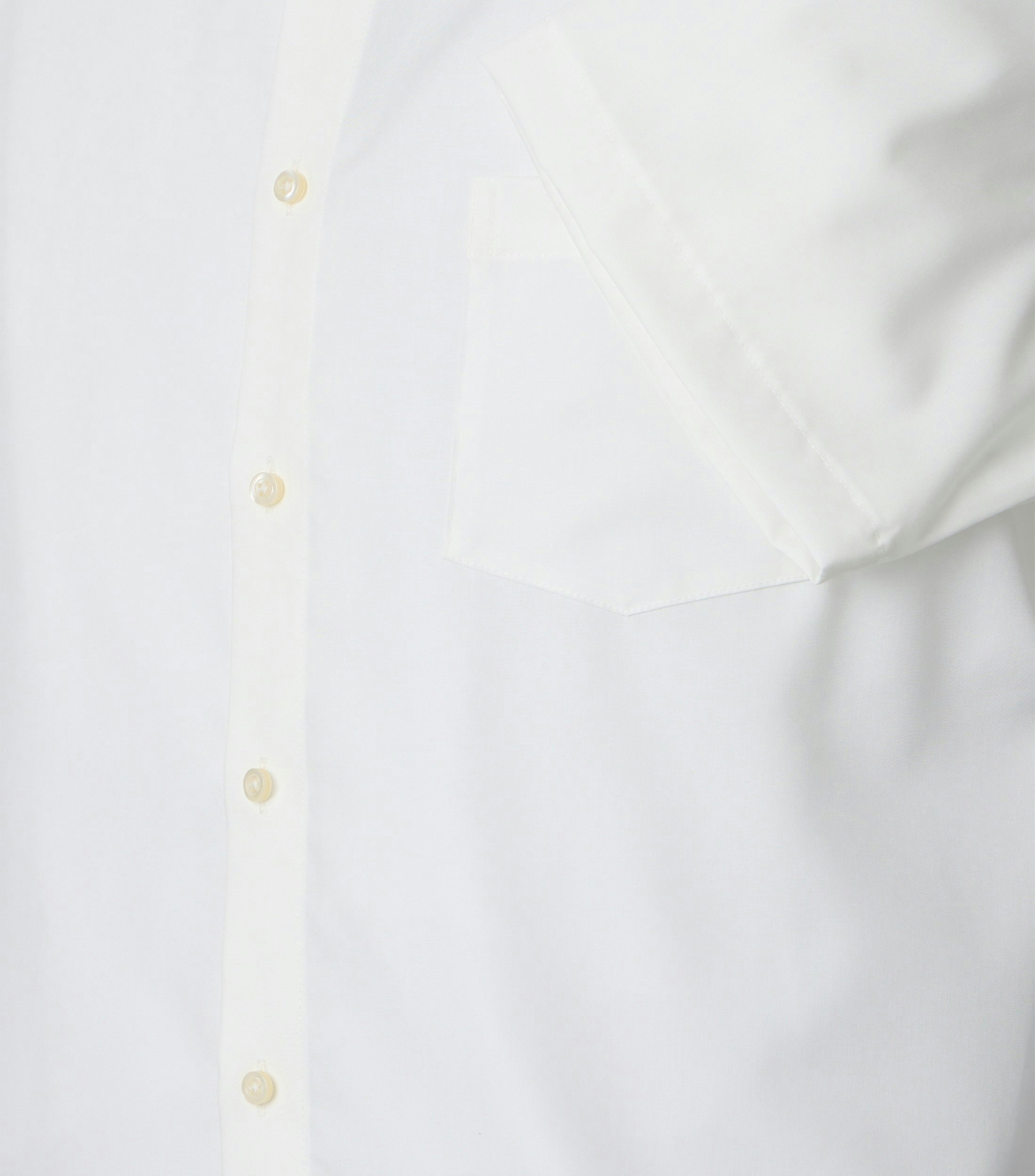 Ein Businesshemd im uni Muster in der Farbe Ivory