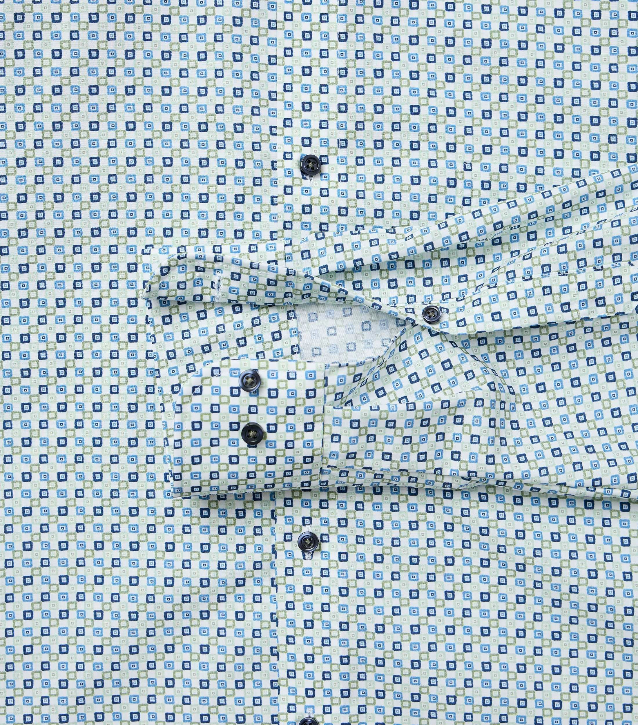 Ein Businesshemd im Print Muster in der Farbe Blau